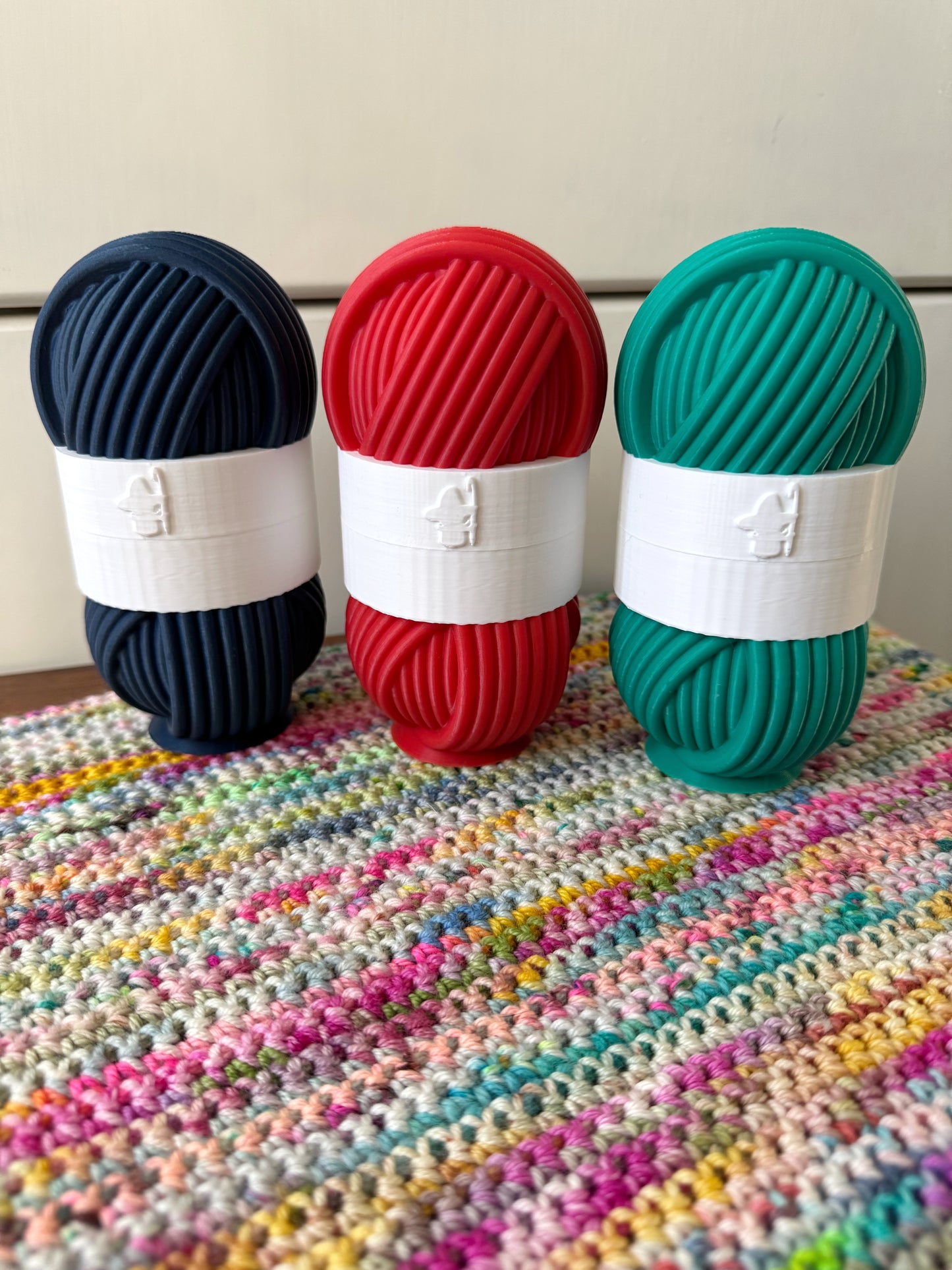 Mini Yarn Ball Surprise Pot, Small 3D Printed Yarn Ball Pot