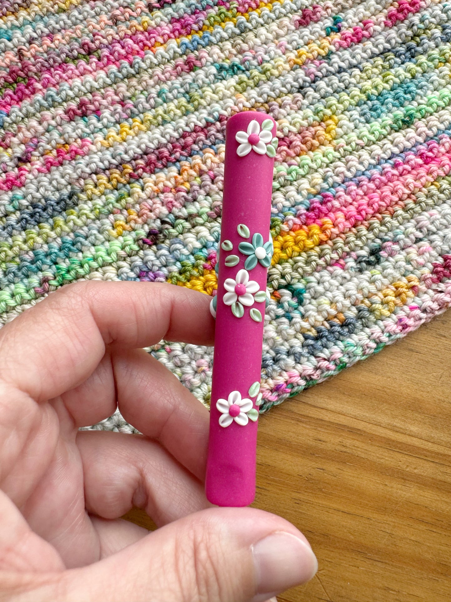 Fuchsia Yarn Ball Crochet Hook, Polymer Clay Ergonomic Crochet Hook