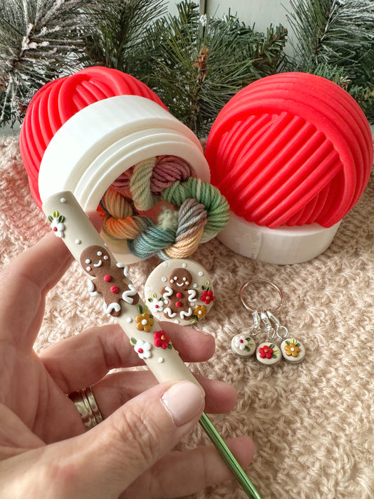 Christmas Yarn Ball Pot Gingerbread Theme, 3D Printed Christmas Gift Set