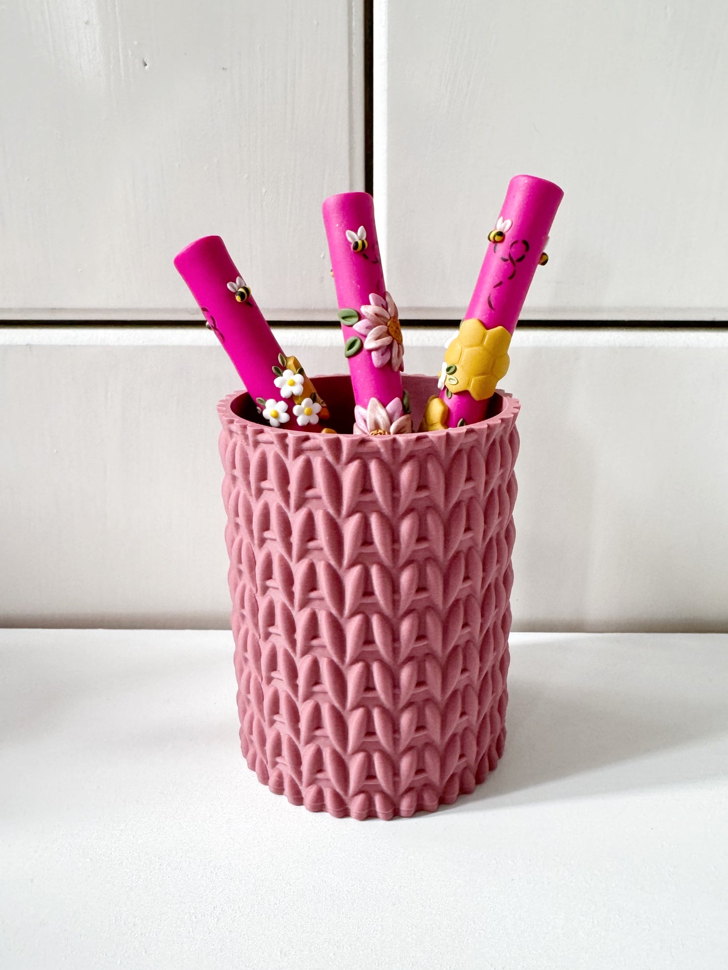 3D Printed Knitted Look Crochet Hook Pot, Crochet Hook Pen Storage Pot