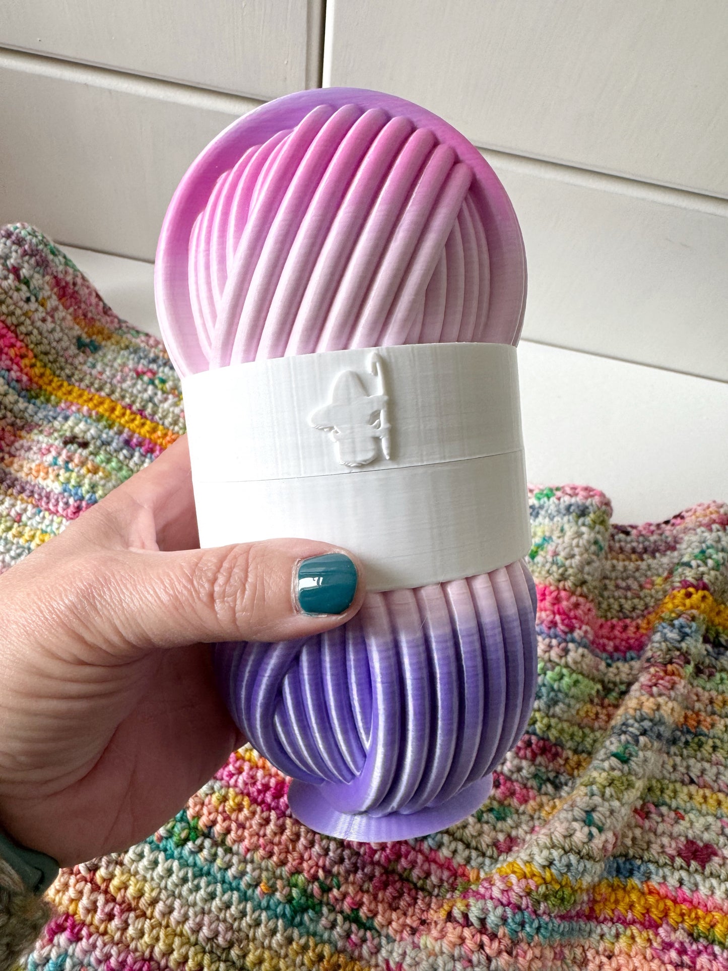 Contrast Band Mystery Pot, 3D Printed Filled Yarn Ball Container