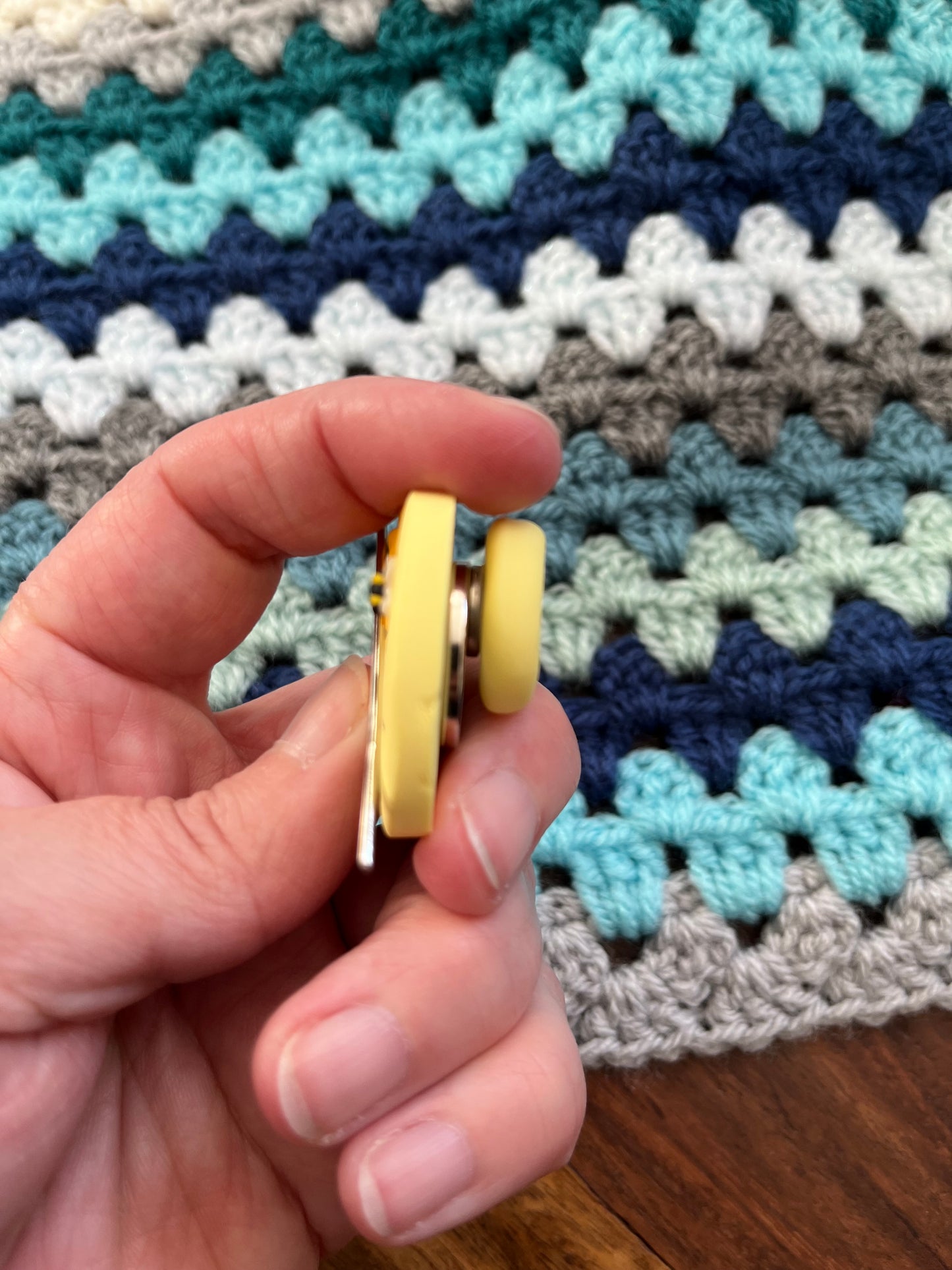 Lemon Sunflower needle minder, needle keeper, magnetic needle holder, flower magnet, pin cushion, cross stitcher