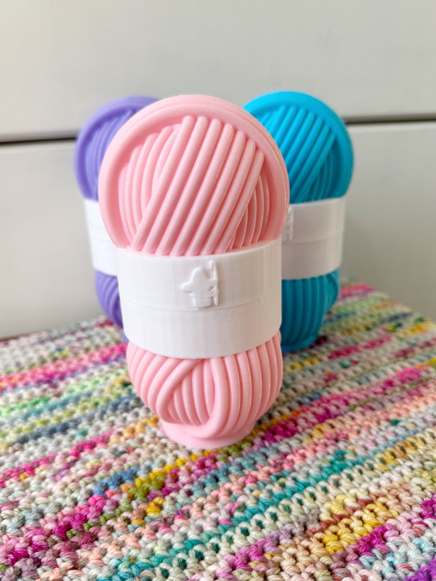 Mini Yarn Ball Surprise Pot, Small 3D Printed Yarn Ball Pot