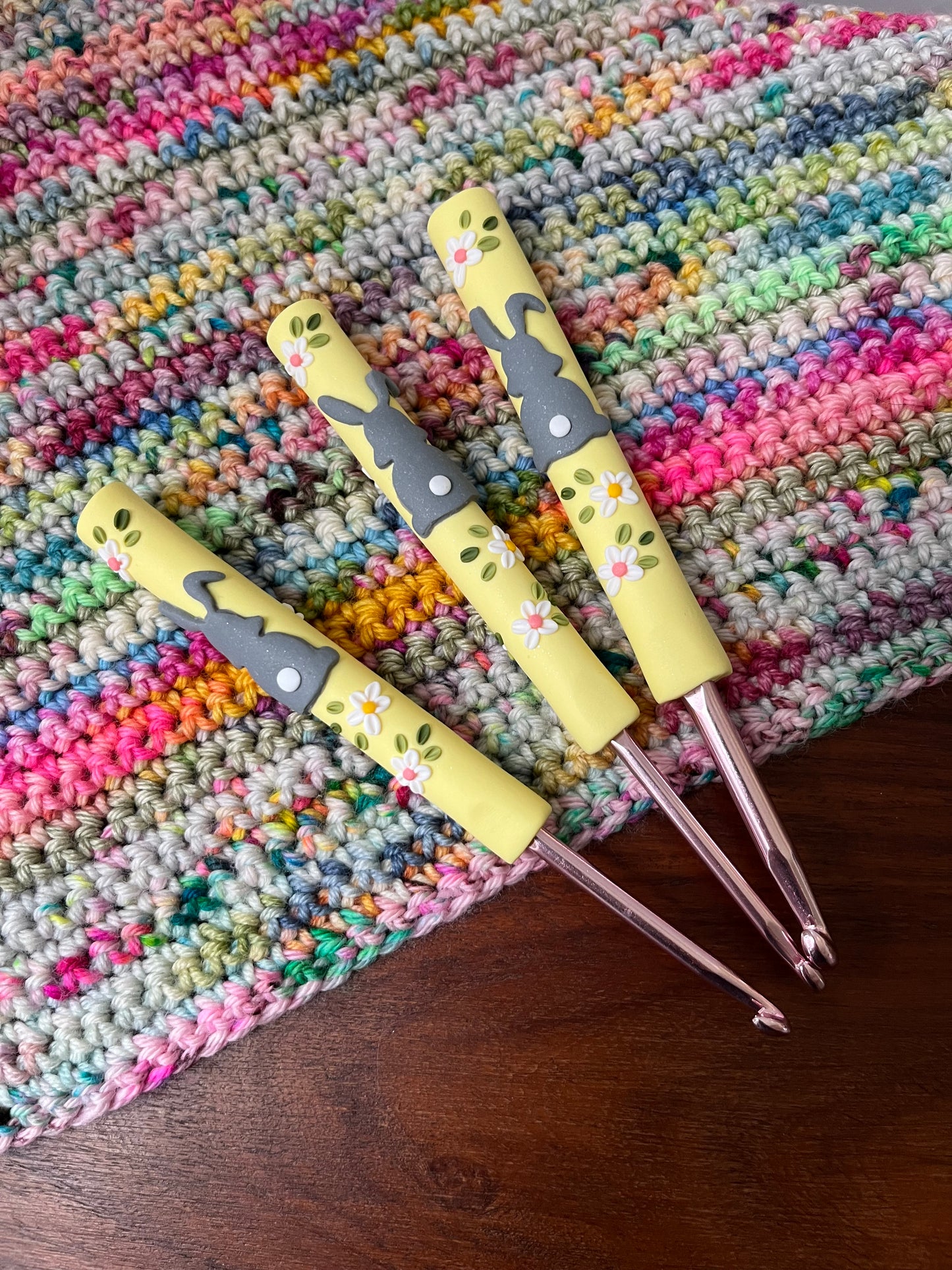 Easter bunny polymer clay crochet hook, ergonomic crochet hooks