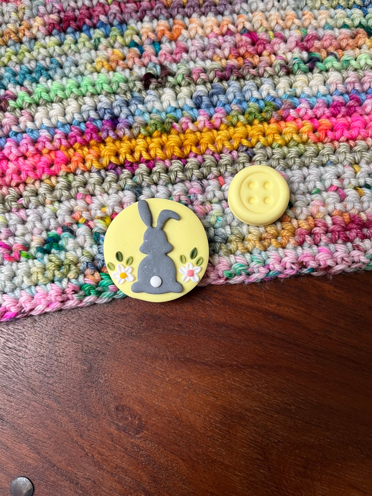 Easter bunny needle minder, needle keeper, magnetic needle holder, spring craft magnet, pin holder, cross stitch accessories