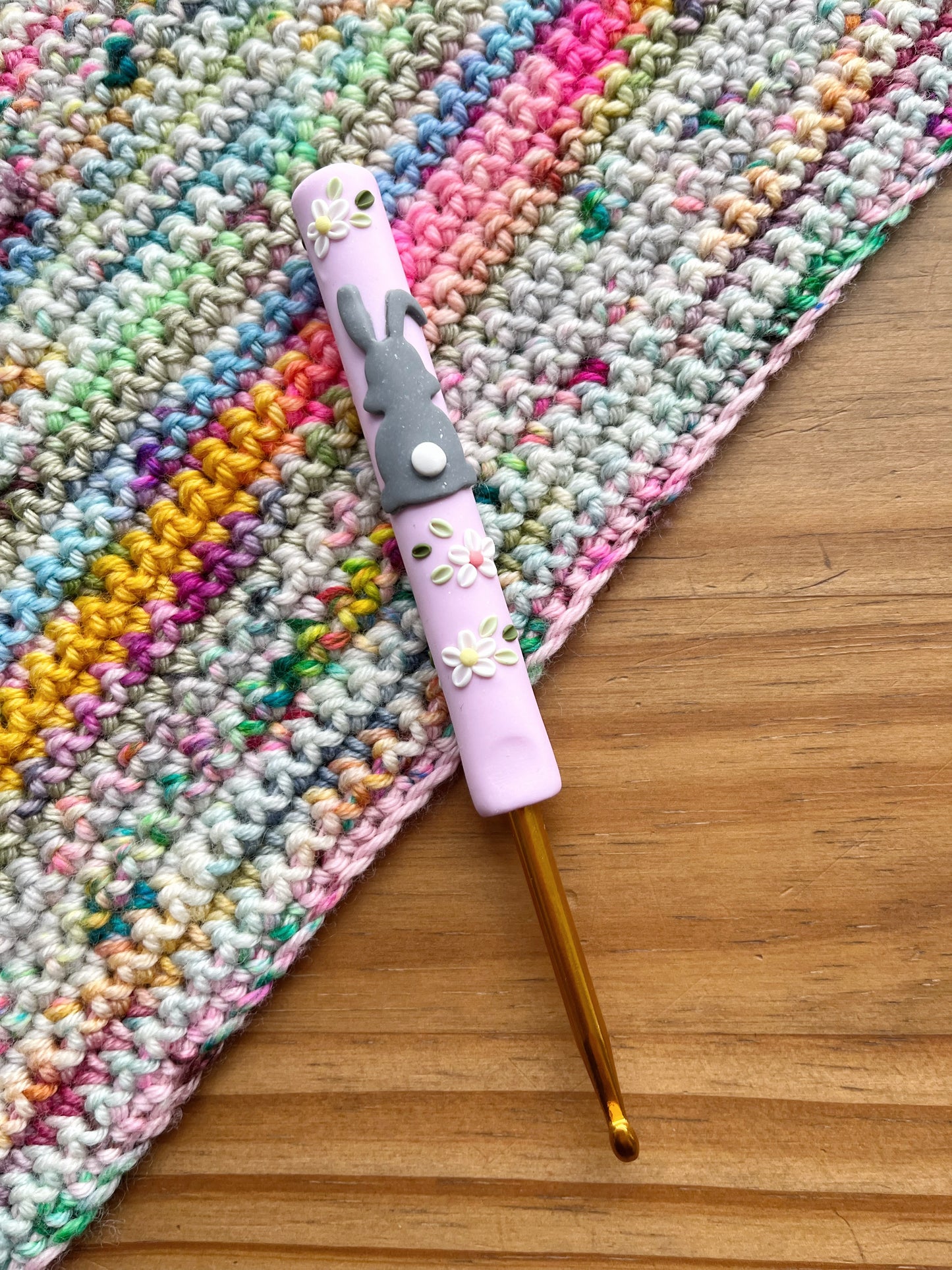 Easter bunny polymer clay crochet hook, ergonomic crochet hooks