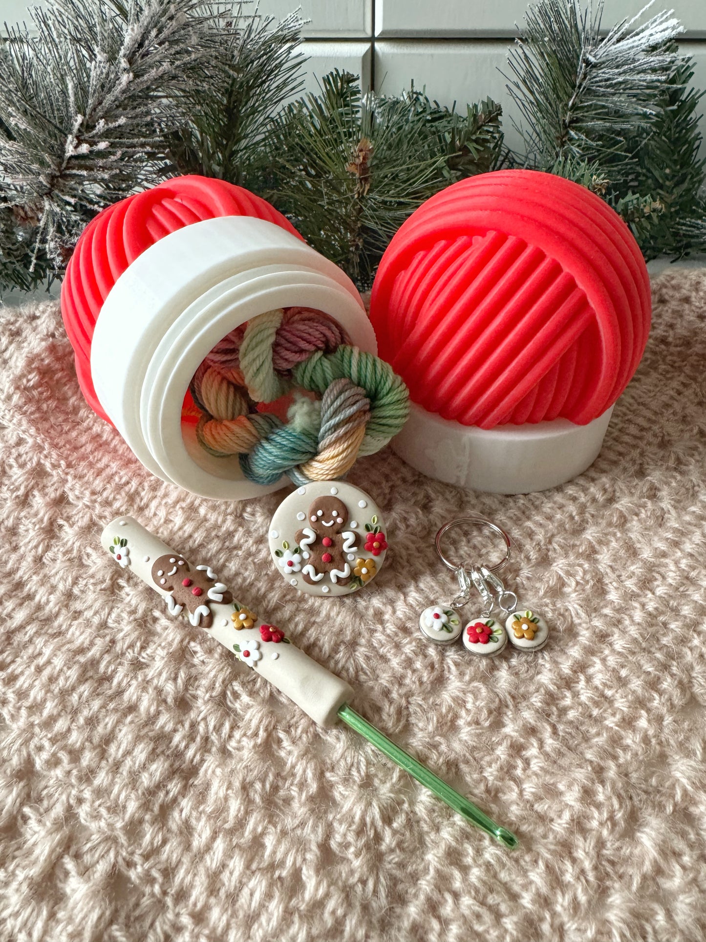 Christmas Yarn Ball Pot Gingerbread Theme, 3D Printed Christmas Gift Set