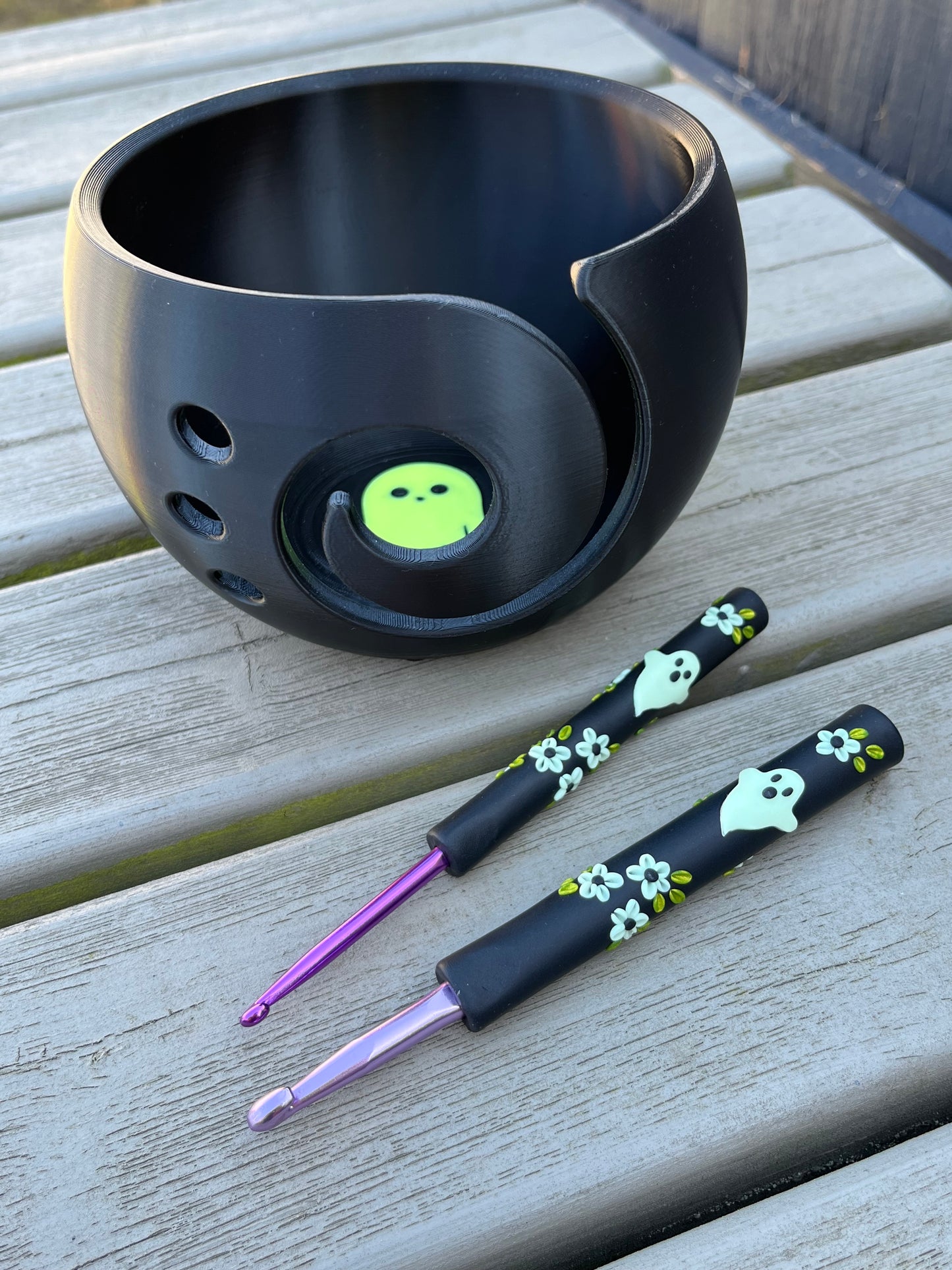 Glow in the Dark Ghost Yarn Bowl, 3D Printed Kawaii Ghost Yarn Bowl