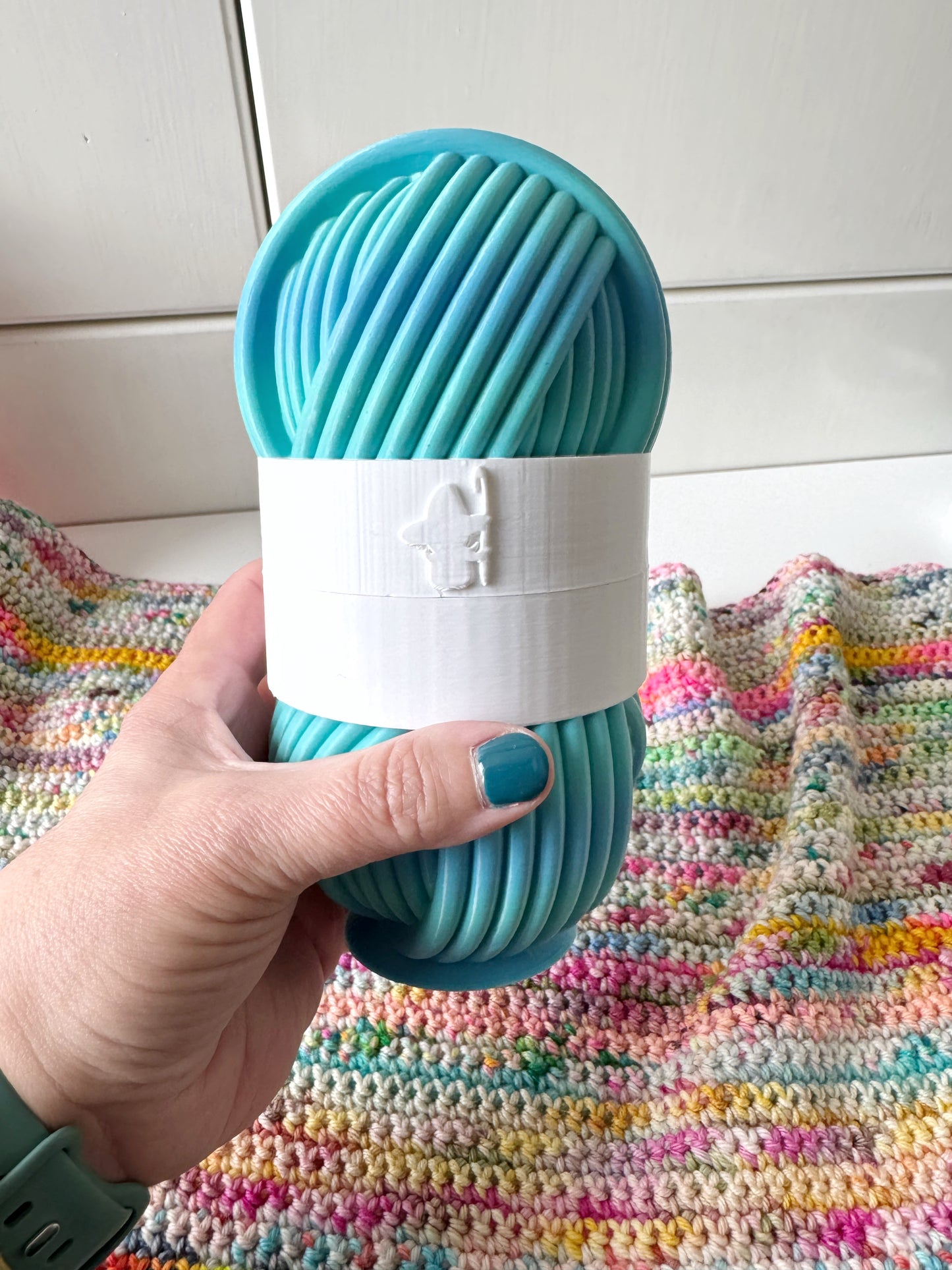 Contrast Band Mystery Pot, 3D Printed Filled Yarn Ball Container