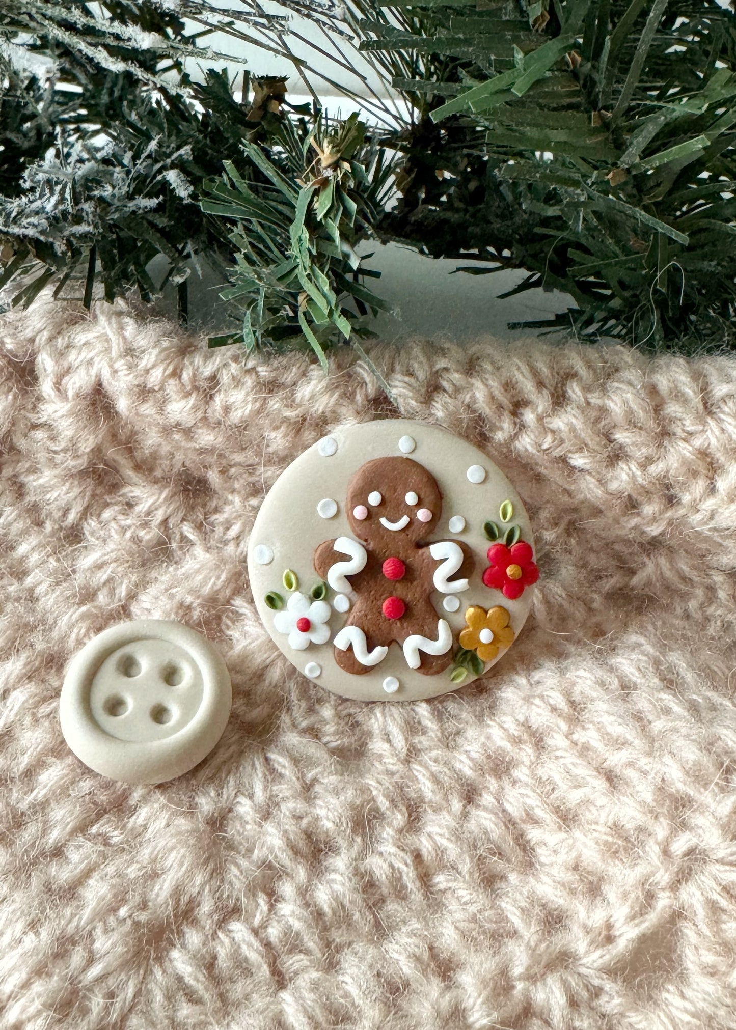 Gingerbread Man Magnetic Needle Minder