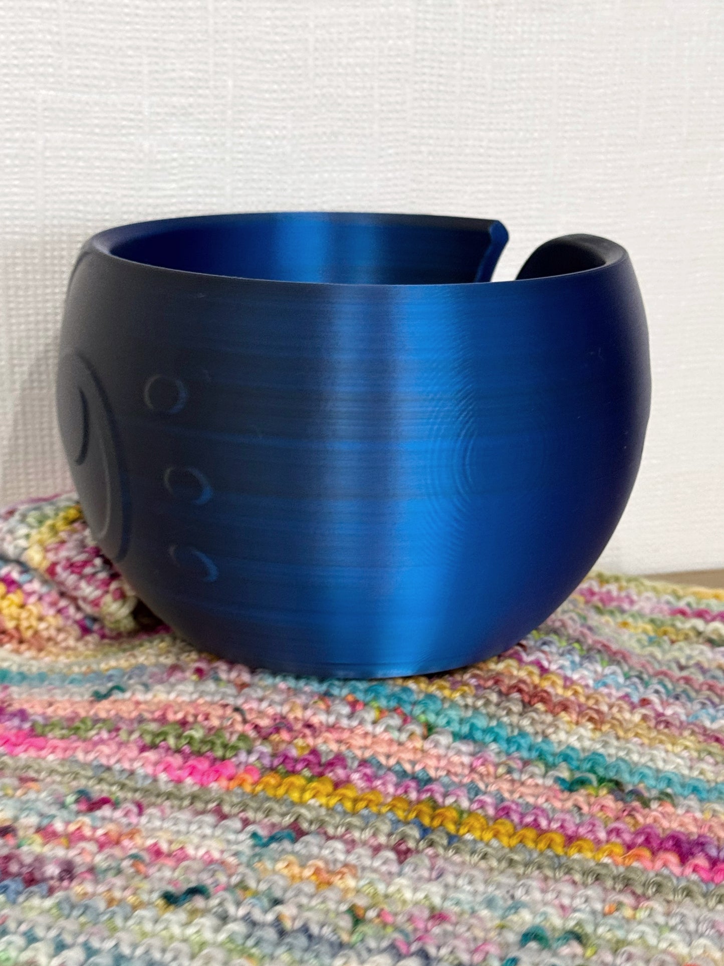 READY TO SHIP 3D Printed Colour Shift Yarn Bowl in Blue to Black