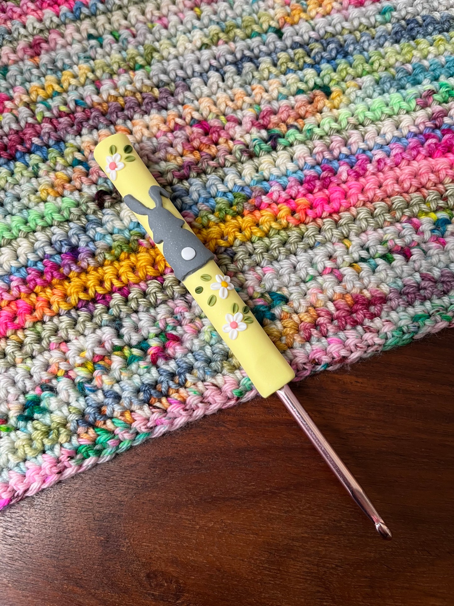 Easter bunny polymer clay crochet hook, ergonomic crochet hooks