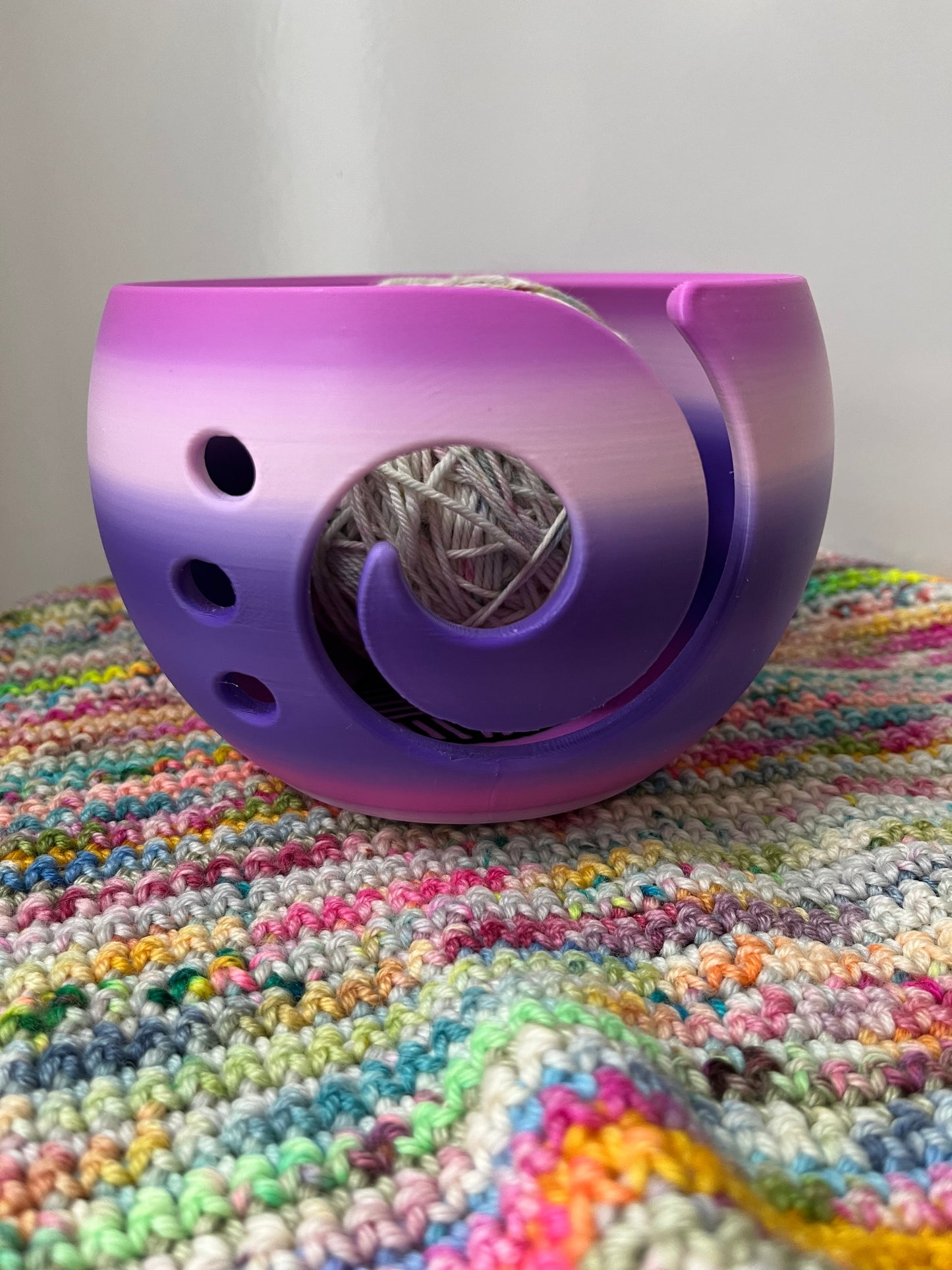 3D Printed Striped Yarn Bowl, Rainbow Yarn Bowl for Knitting and Crochet