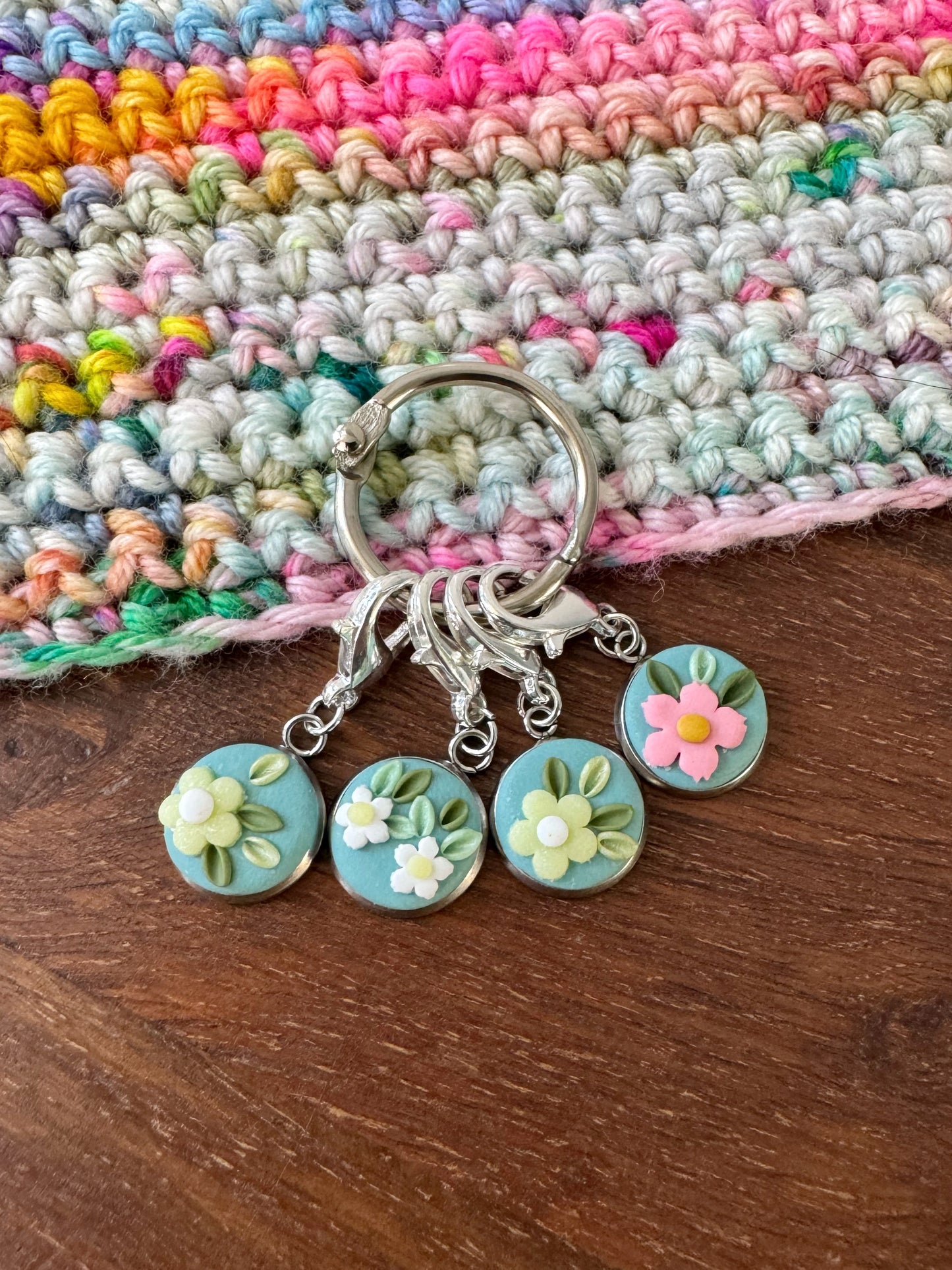 Sea Green Wildflower Stitch Markers, Progress Keepers for Knitting and Crochet, Pastel Crochet Accessories