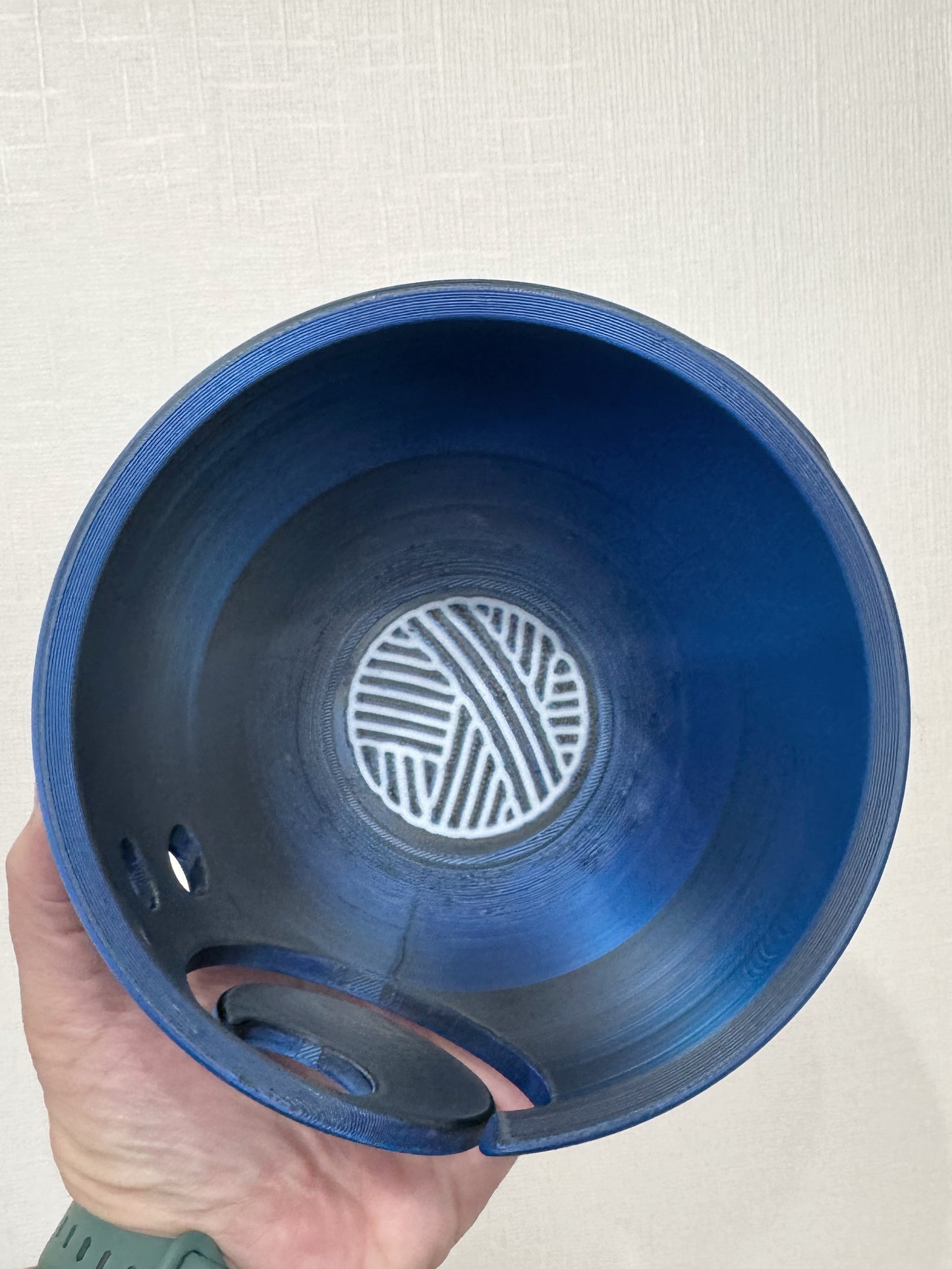 READY TO SHIP 3D Printed Colour Shift Yarn Bowl in Blue to Black