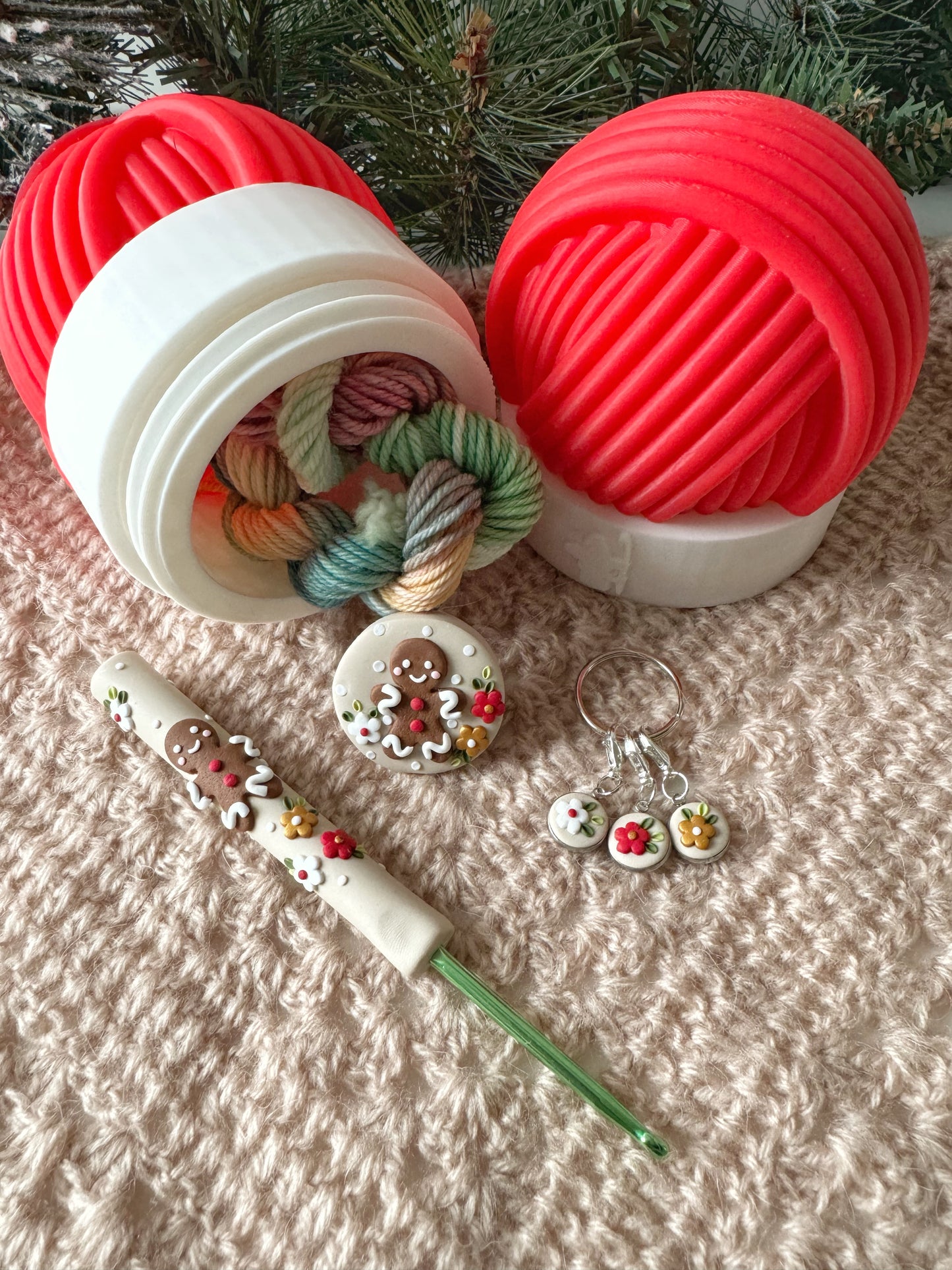 Christmas Yarn Ball Pot Gingerbread Theme, 3D Printed Christmas Gift Set