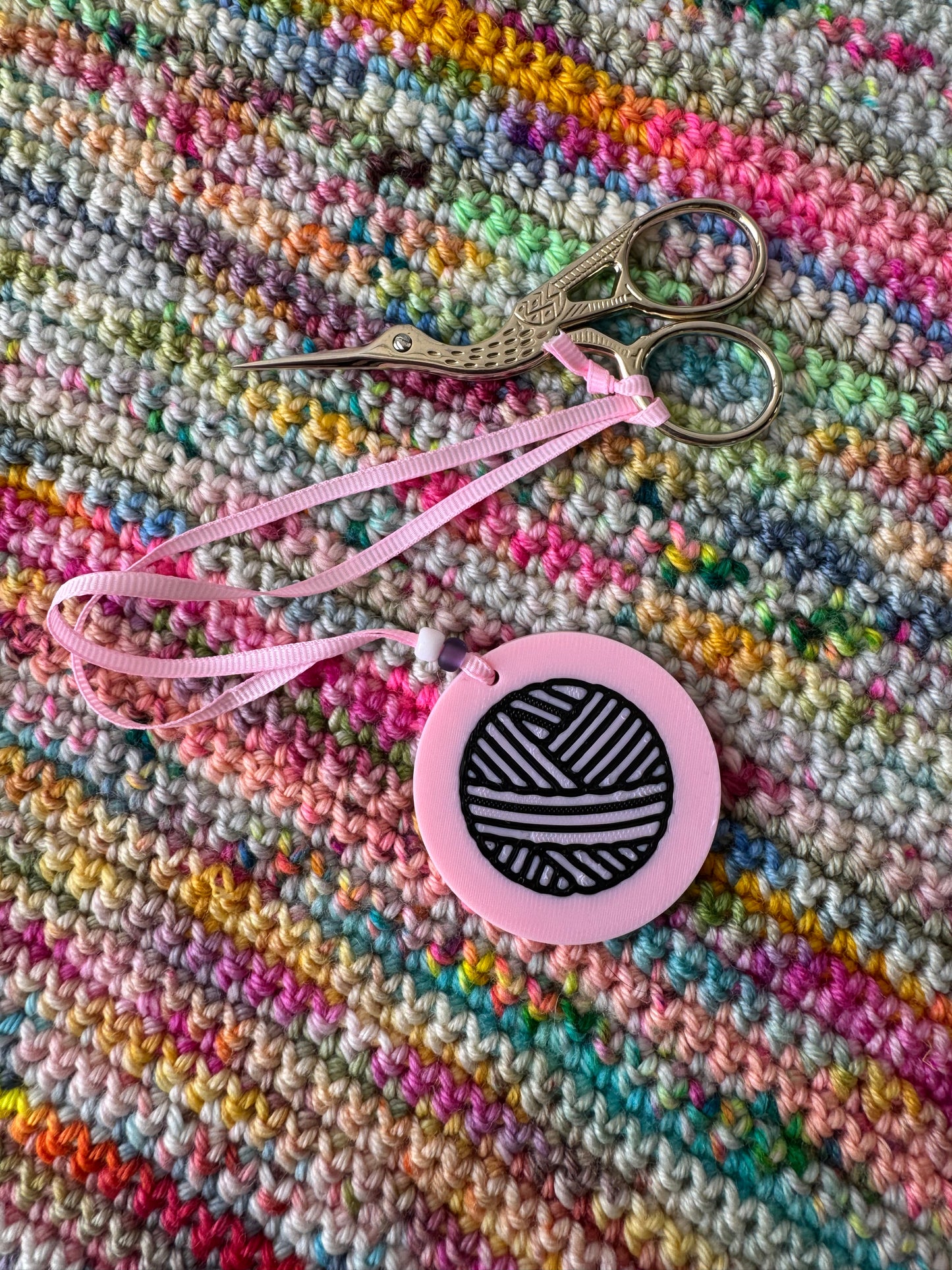 3D Printed Yarn Ball Scissor Fob, Scissor Minder for Embroidery Snips