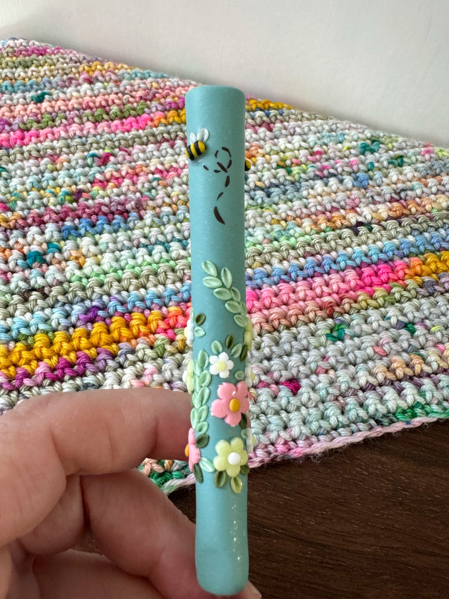 Sea Green Wildflower Crochet Hook, Polymer Clay Ergonomic Crochet Hook