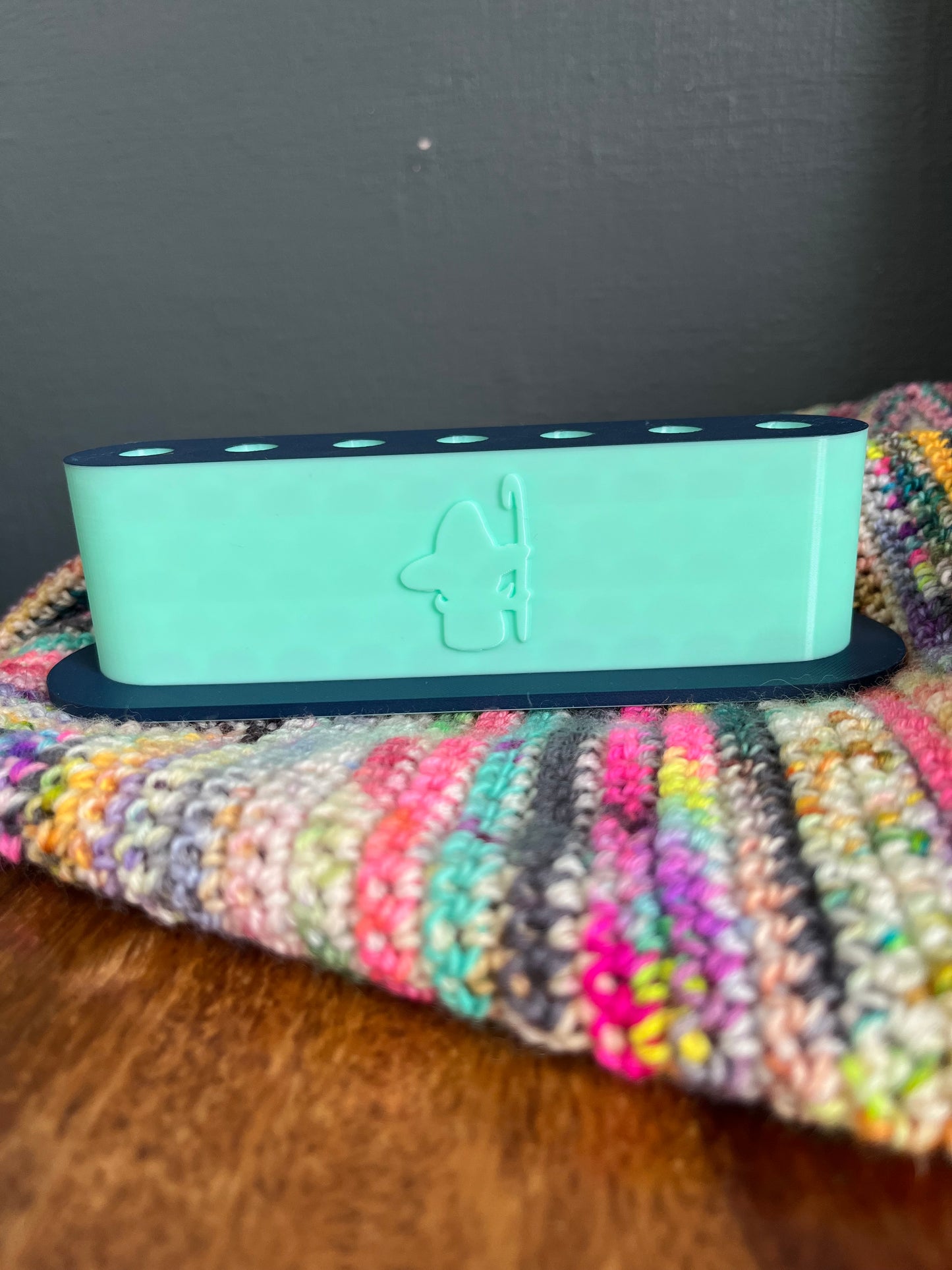 2 Tone Crochet Hook Holder, 3D Printed Crochet Hook Display Holder