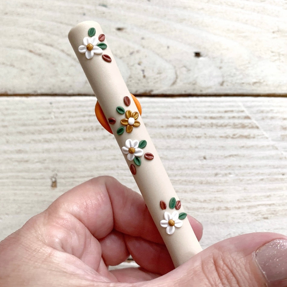 Beige pumpkin polymer clay crochet hook