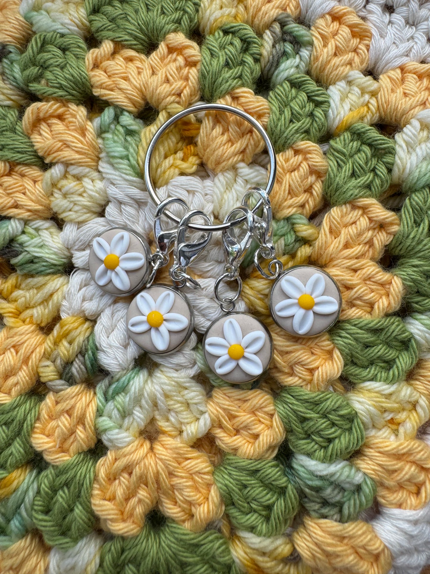 Beige Flower Stitch Markers, Progress Keepers for Crochet