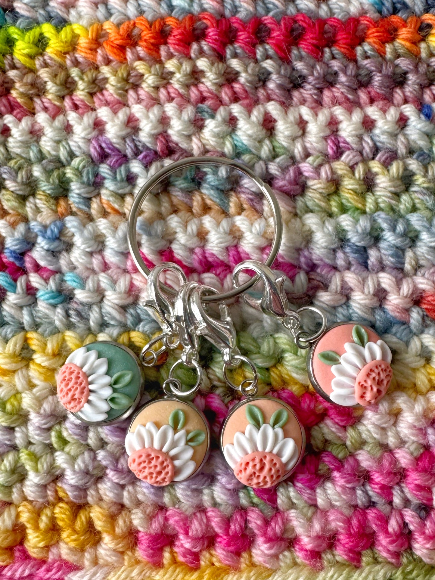 Tropical Daisy Stitch Markers, Ombre Flower Progress Keepers
