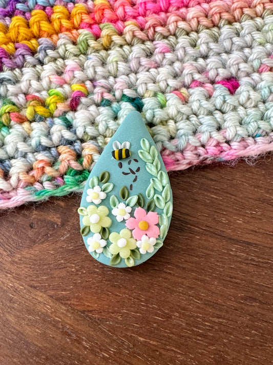 Sea Green Wildfower Needle Minder, Floral Magnetic Needle Minder