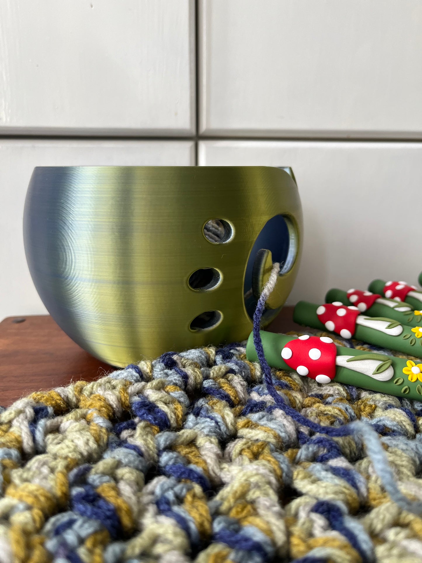 3D Printed Colour Shift Yarn Bowl, Crochet and Knitting Accessories, Choose your Colour