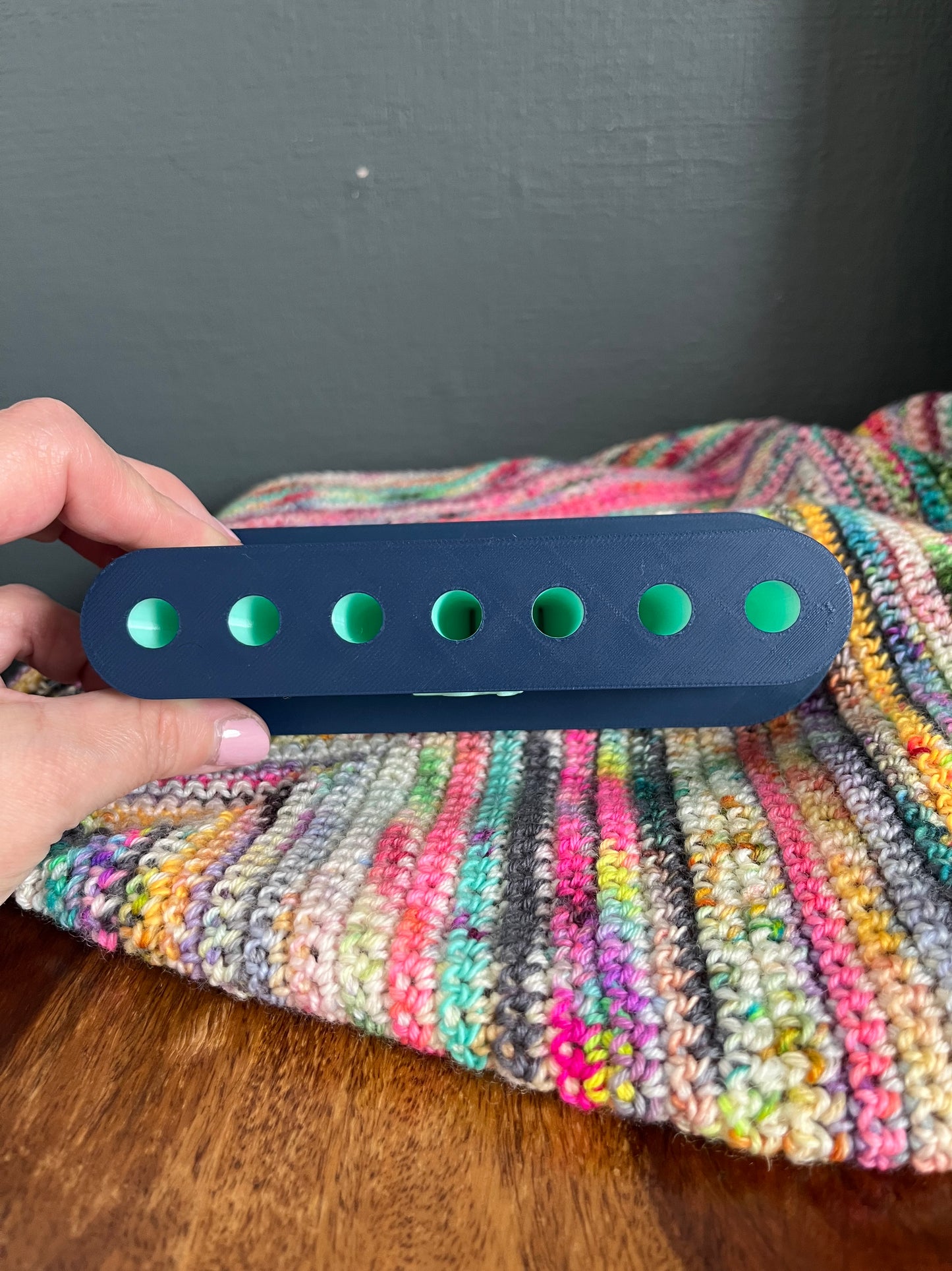 2 Tone Crochet Hook Holder, 3D Printed Crochet Hook Display Holder