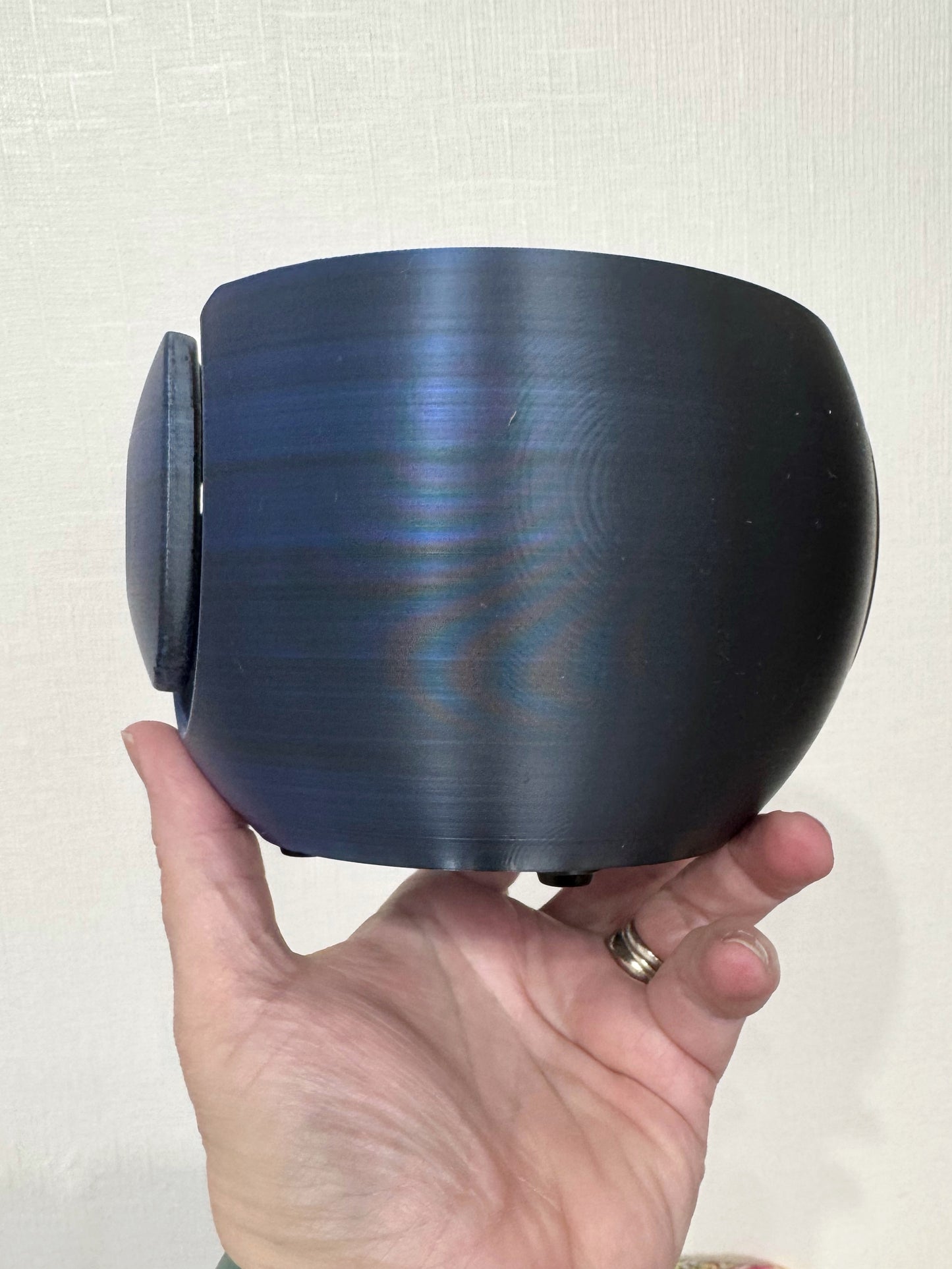 READY TO SHIP 3D Printed Colour Shift Yarn Bowl in Blue to Black