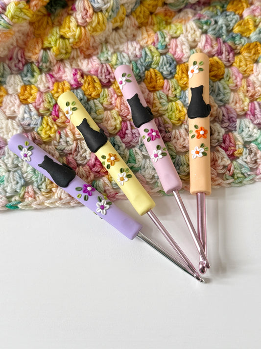 Black Cat Crochet Hook, Polymer Clay Kitten Crochet Hook