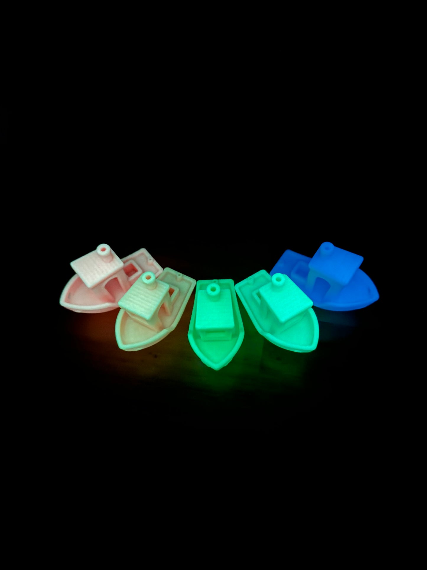 Glow in the Dark Portable Yarn Holder, 3D Printed Easy Assembly Yarn Holder For Crochet On The Go