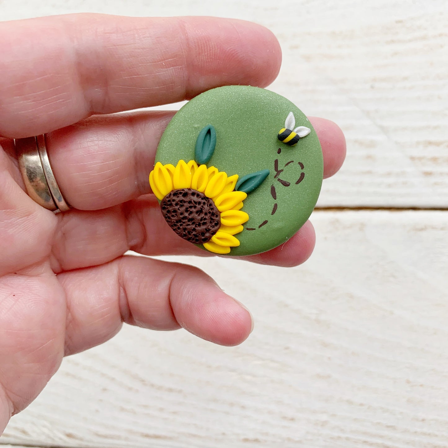 Sunflower needle minder, needle keeper, magnetic needle holder, flower magnet