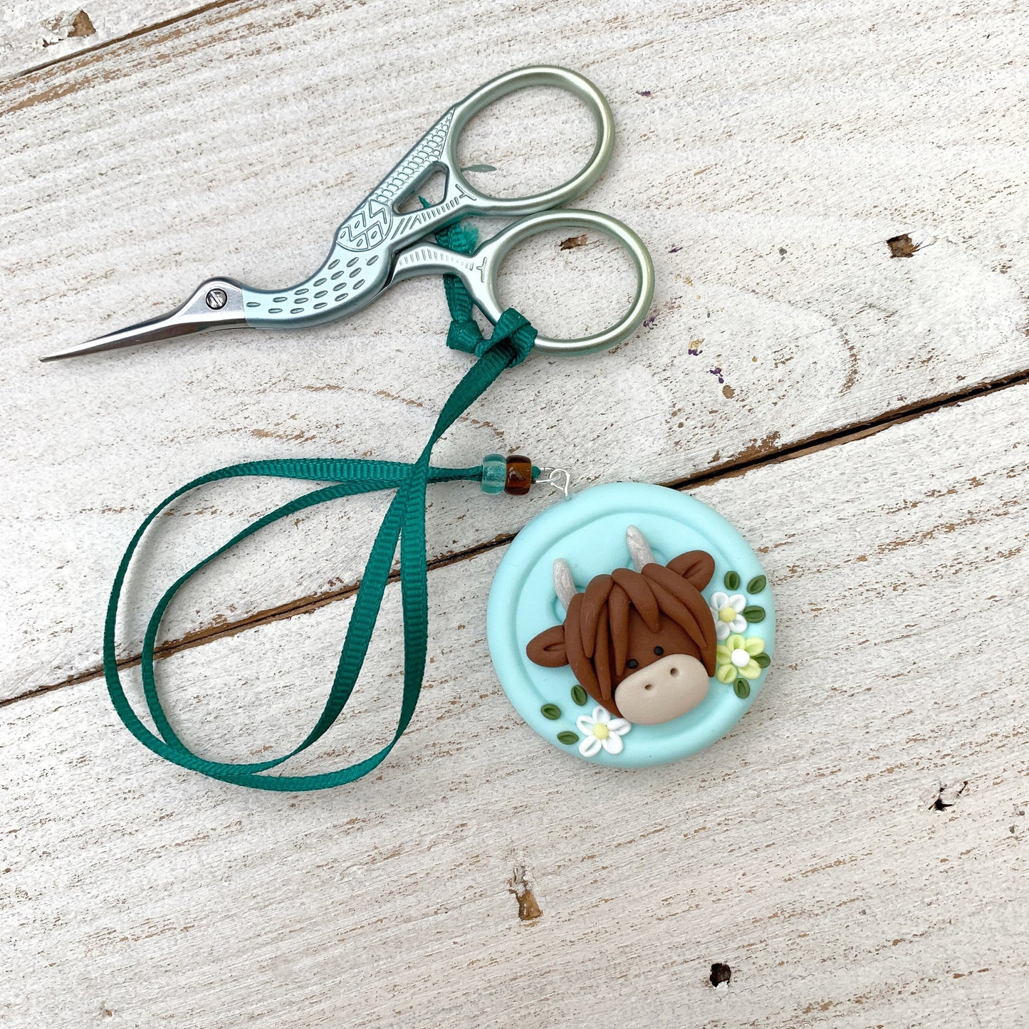 Mint Highland cow scissor fob, scissor keeper, crochet tools, gift for her, yarn gifts, embroidery scissor minder, Heilan Coo