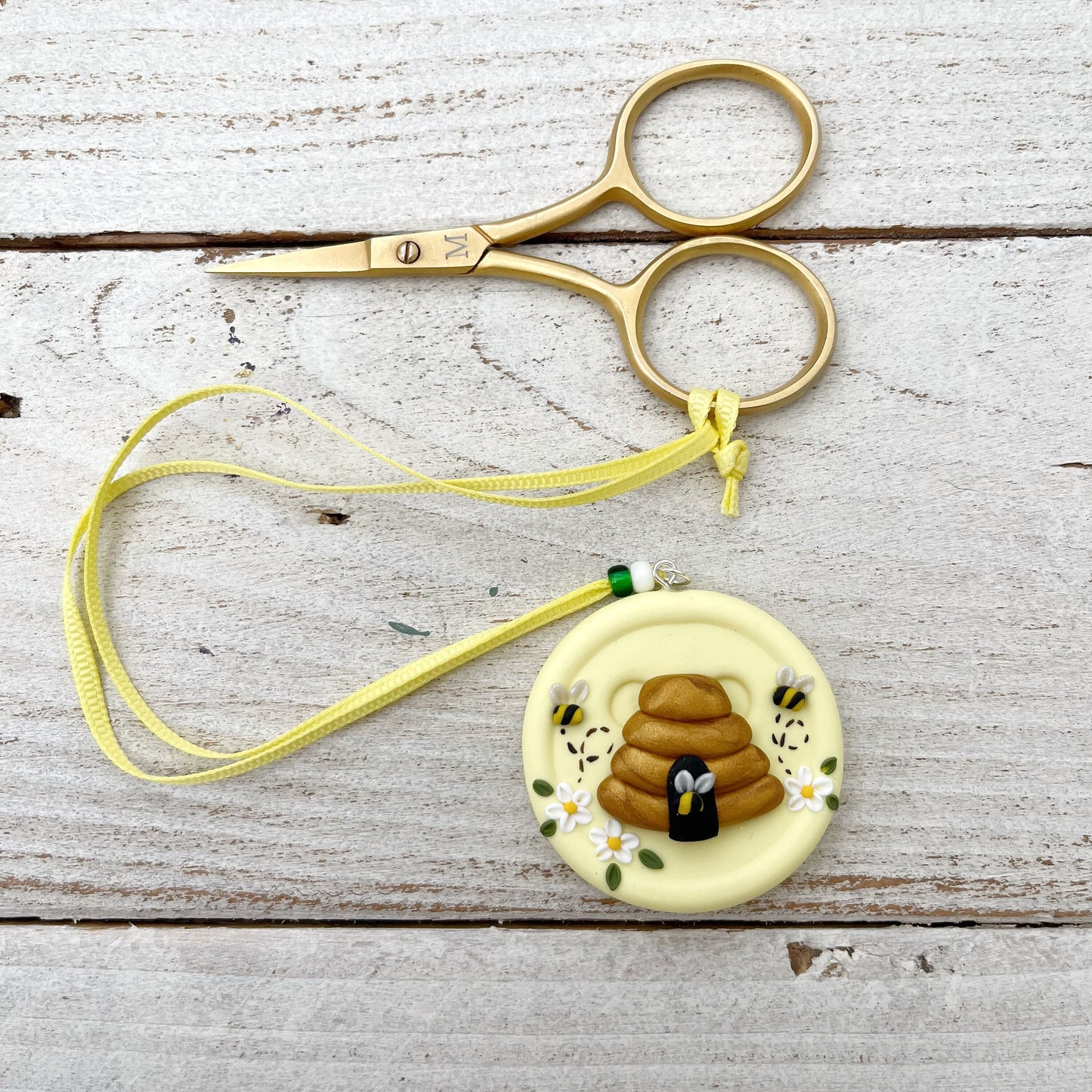 Lemon bumble bee scissor fob, scissor keeper, crochet tools, gift for her, embroidery scissor minder, cross stitch accessories, beehive