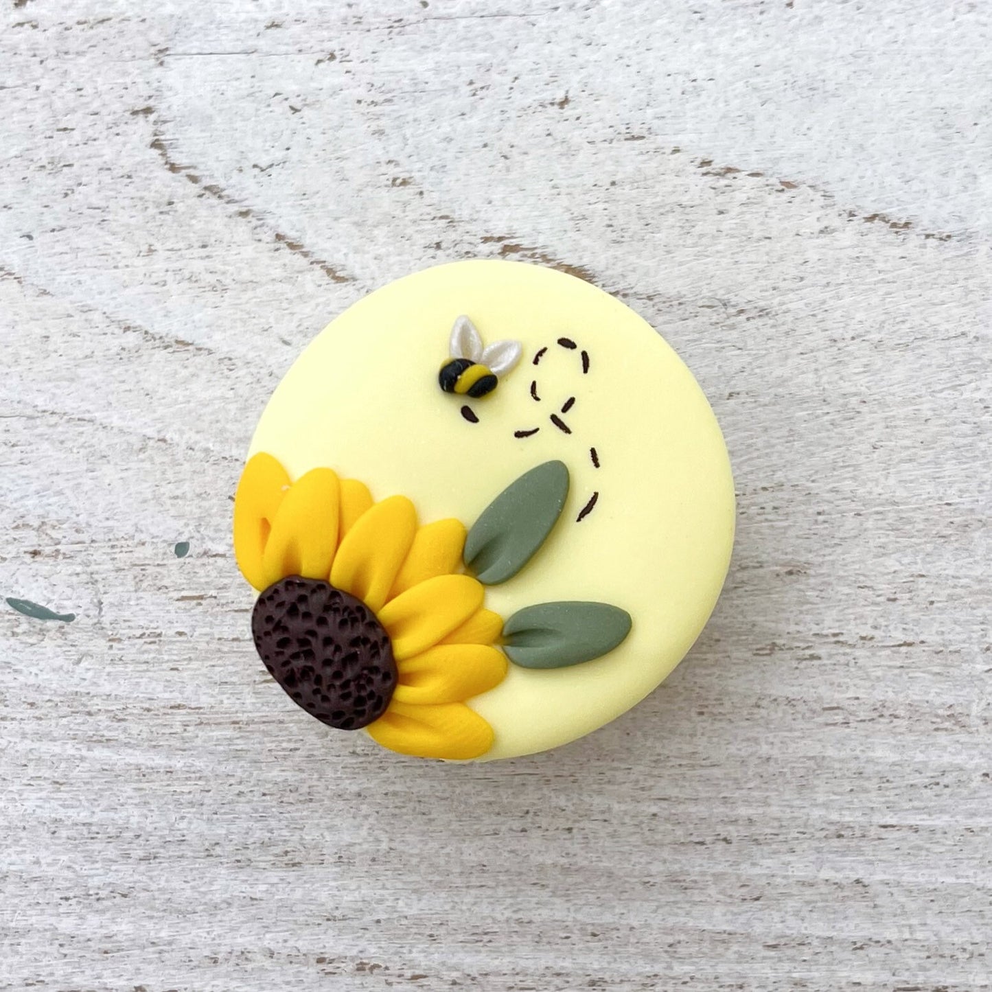 Lemon Sunflower needle minder, needle keeper, magnetic needle holder, flower magnet, pin cushion, cross stitcher
