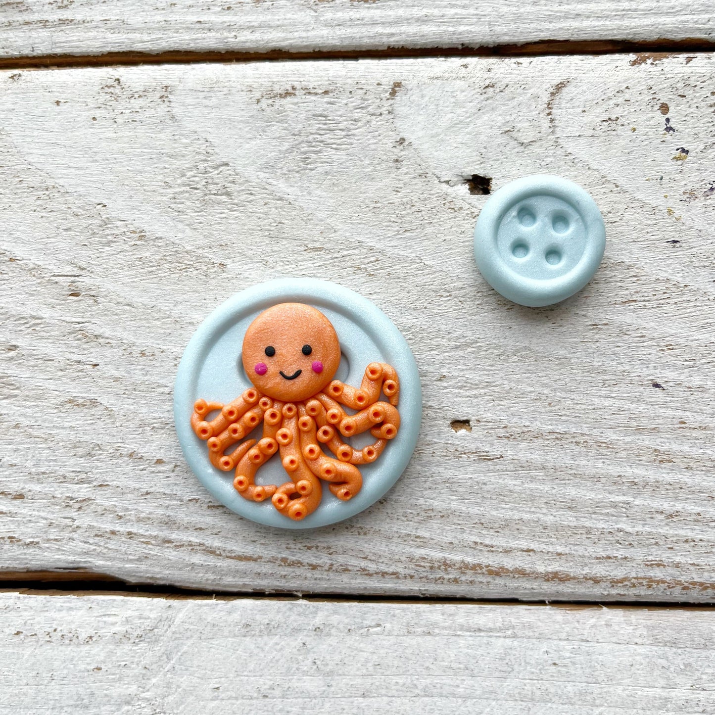 Blue octopus magnetic needle minder, stitching needle magnets