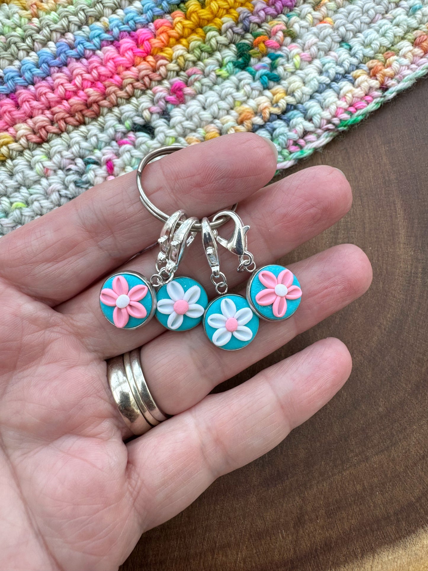 Pink and Blue Flower Stitch Markers, Flower Progress Keepers