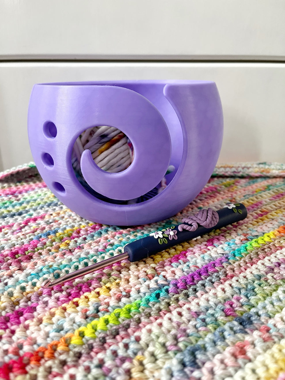 Purple 3D Printed Yarn Bowl, Yarn Holder Bowl for Knitters and Crochet Pedro’s Plaques