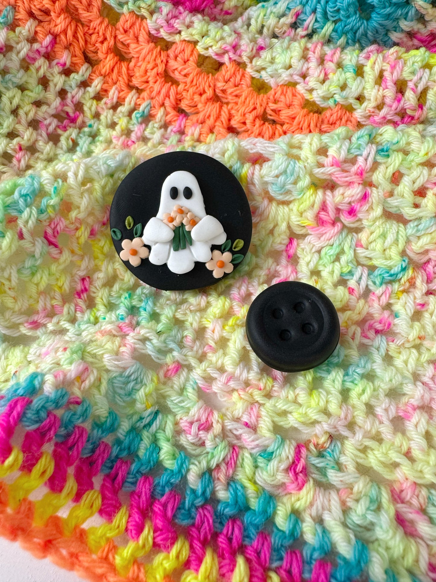 Flower Ghost Magnetic Needle Minder, Halloween Magnetic Needle Holder