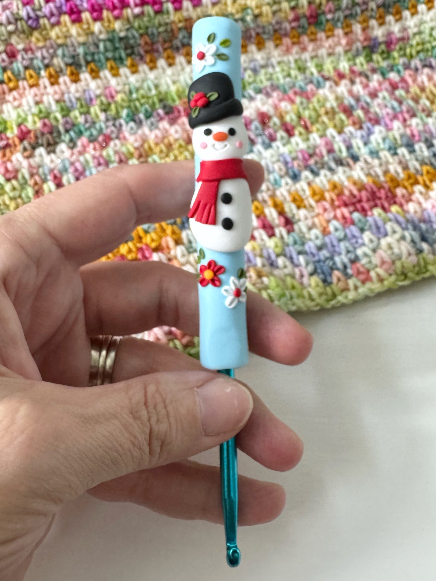 Snowman Christmas Crochet Hook, Polymer Clay Festive Crochet Hook