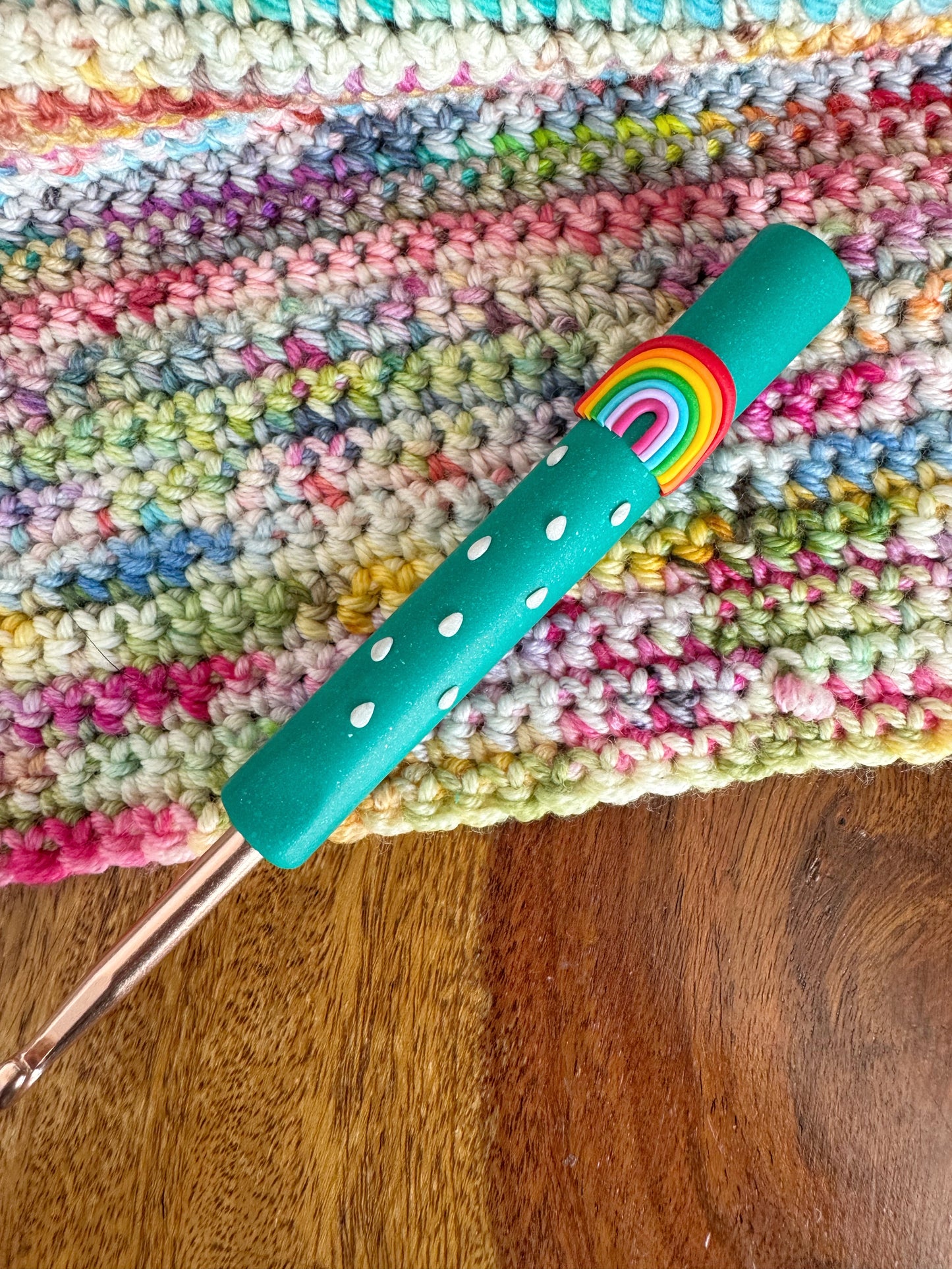 Jade Rainbow Crochet Hook, Raindrops Polymer Clay Crochet Hook