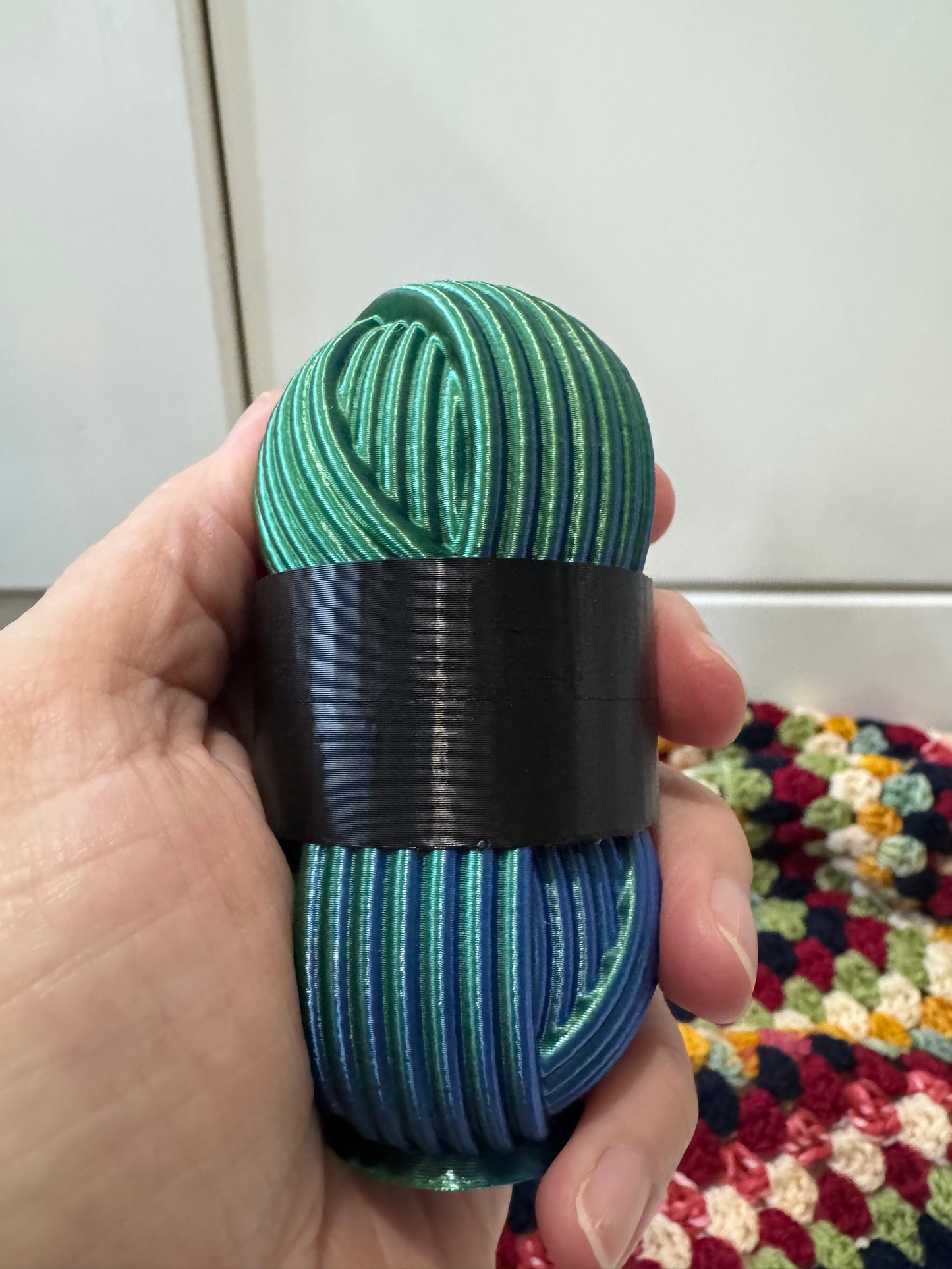 Yarn Ball Storage Pot With Stitch Markers