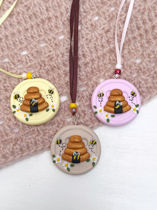 Beehive Scissor Fob, Embroidery Scissor Minder