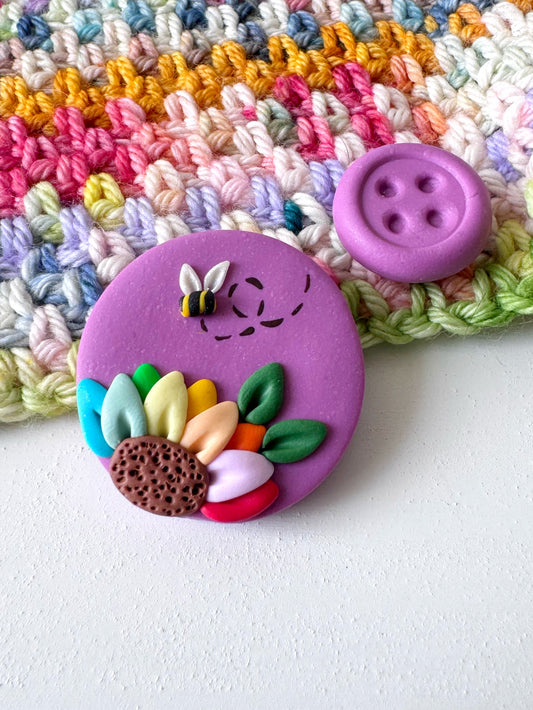 Rainbow Flower Magnetic Needle Minder