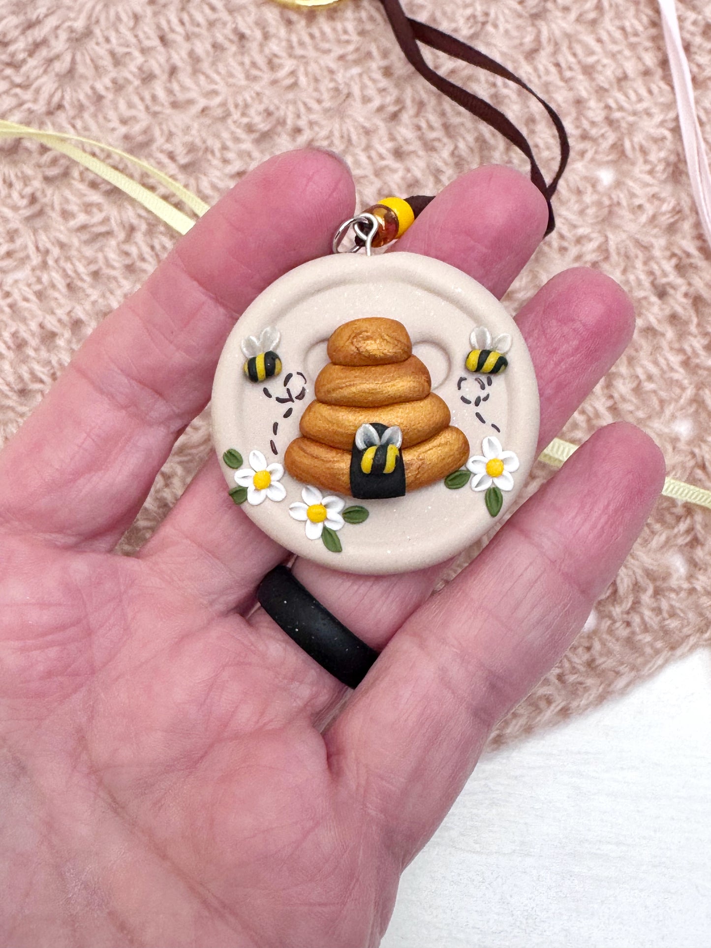 Beehive Scissor Fob, Embroidery Scissor Minder