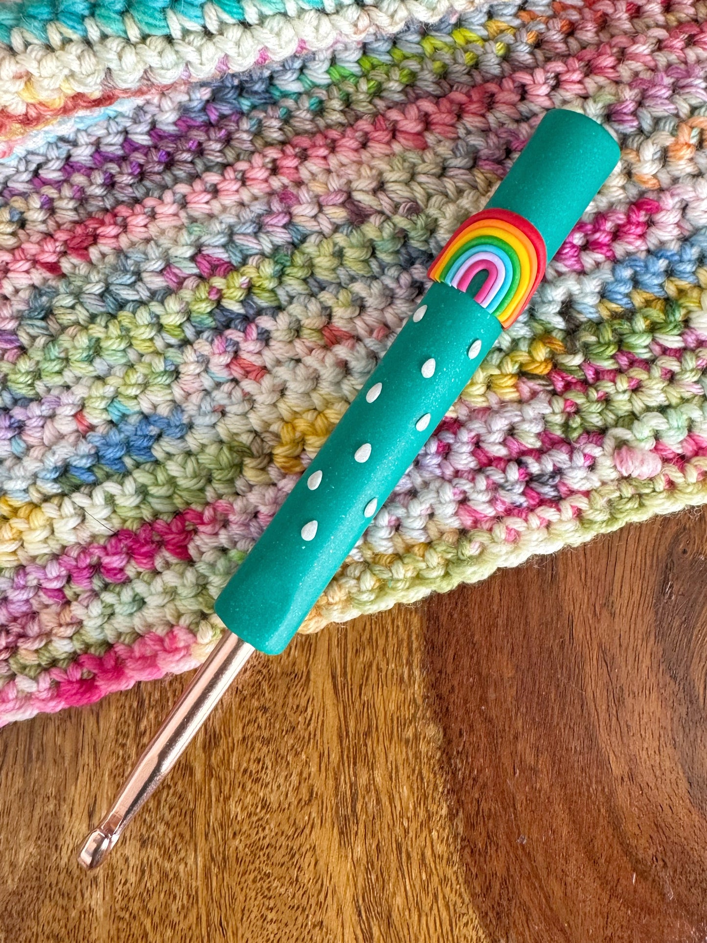 Jade Rainbow Crochet Hook, Raindrops Polymer Clay Crochet Hook