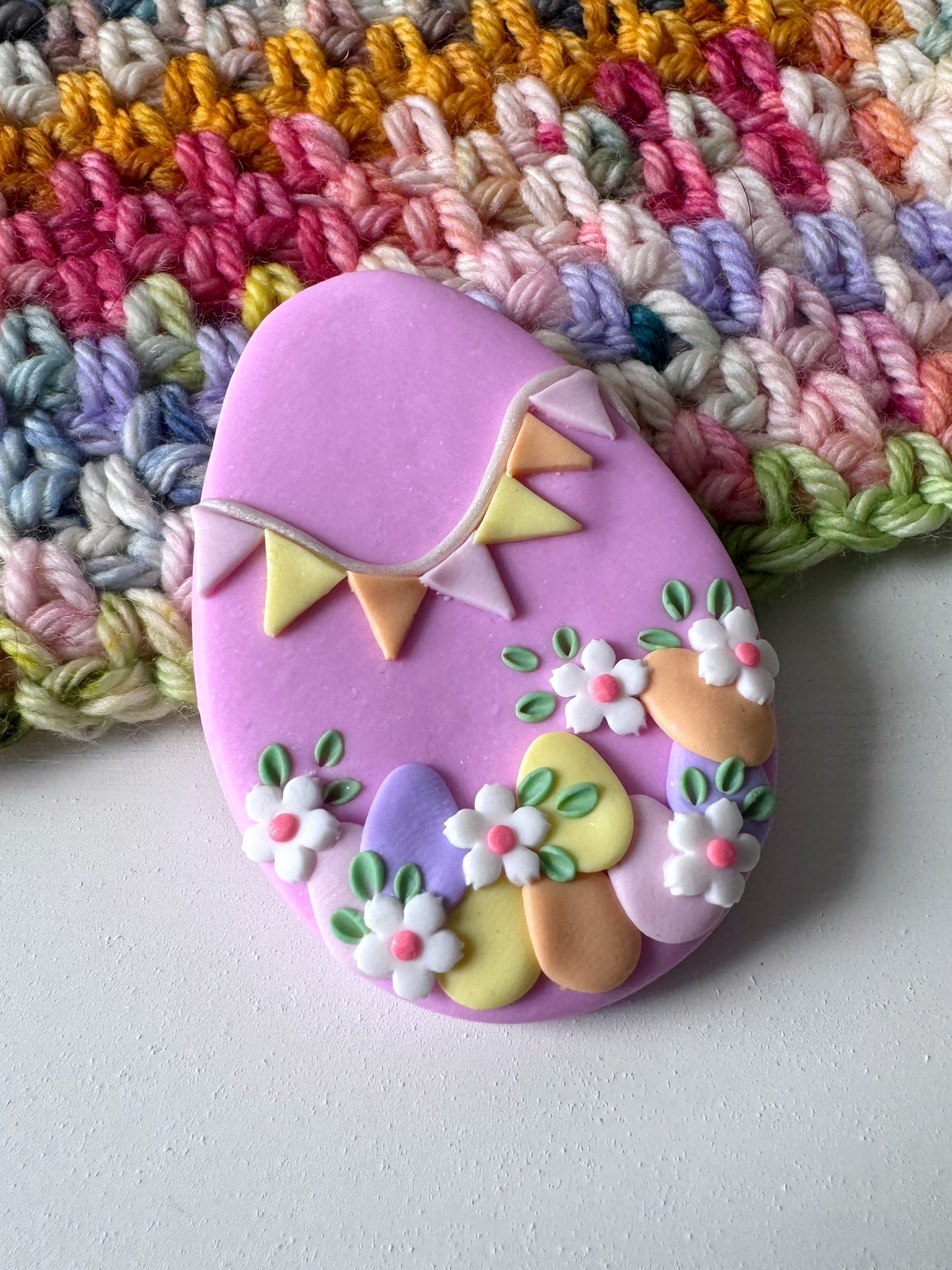 Bunting Easter Egg Magnetic Needle Minder
