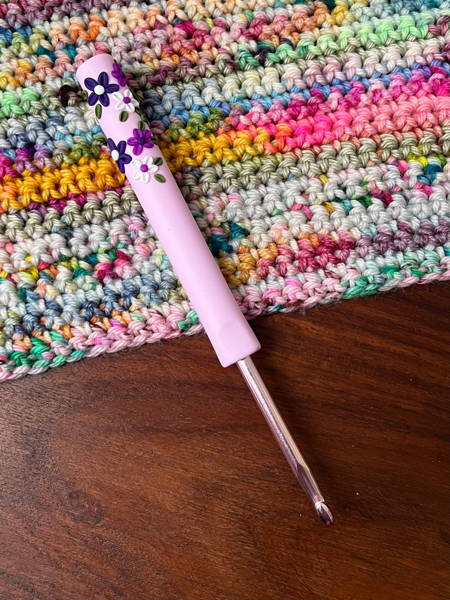 Spring Purple Flower Crochet Hook, Polymer Clay Ergonomic Crochet hook