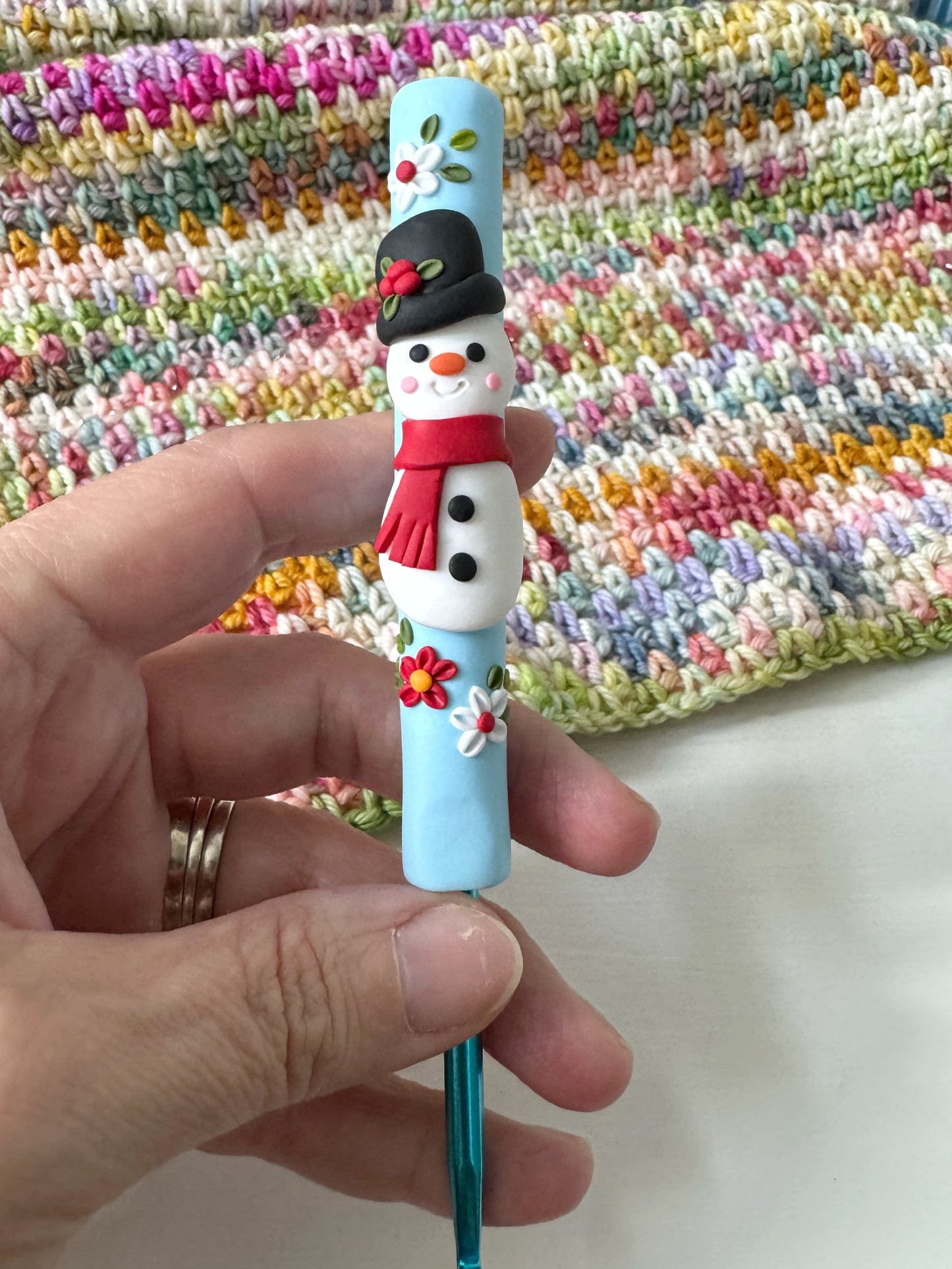 Snowman Christmas Crochet Hook, Polymer Clay Festive Crochet Hook